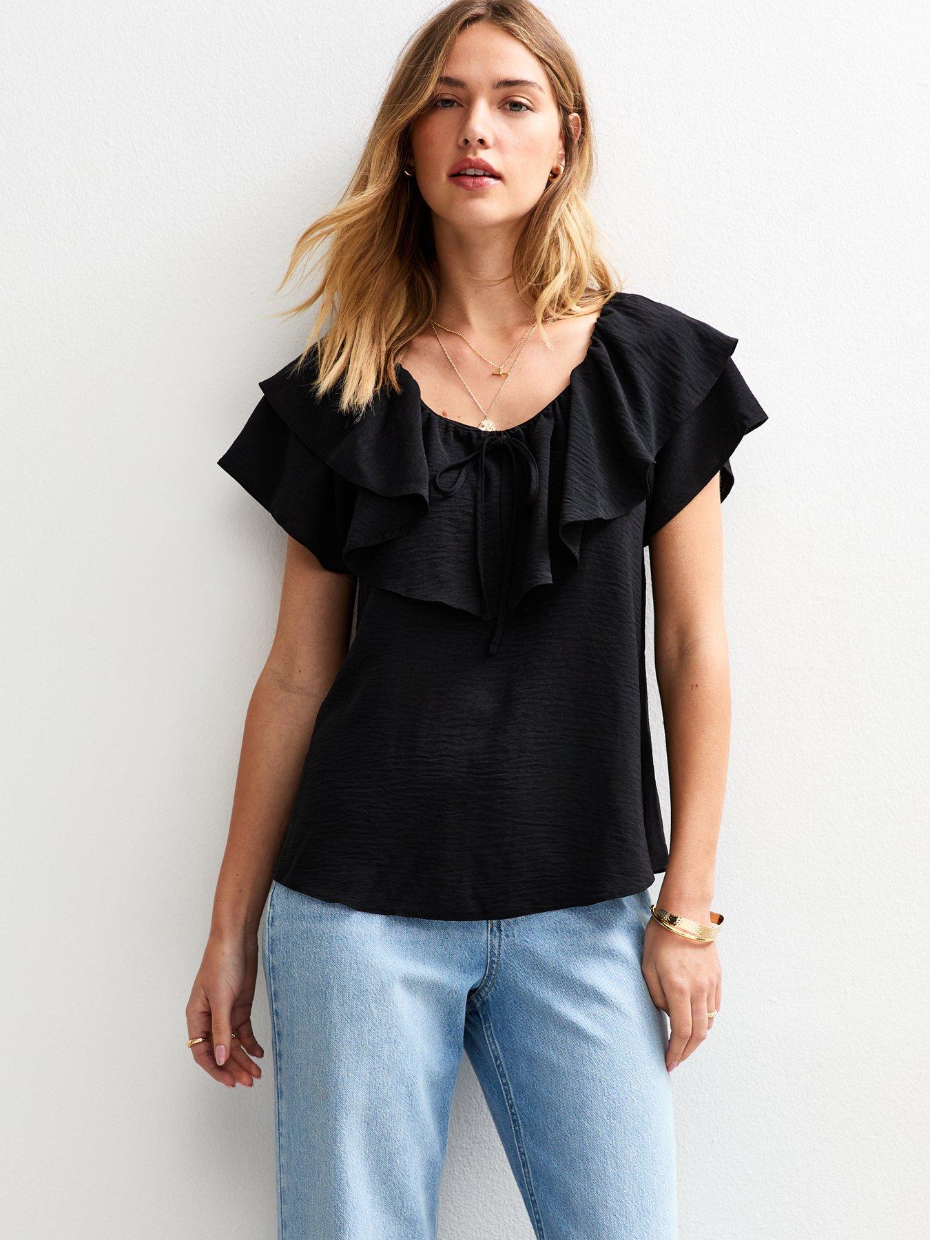 New Look Crinkle Texture Frill Trimmed Short Sleeve Blouse - Black