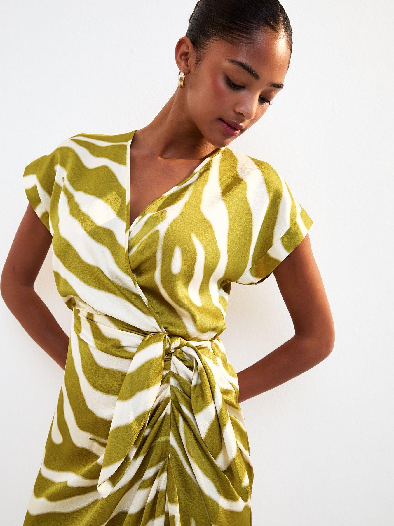 new look green floral wrap dress Lucianna Maxi Wrap Dress - Green Floral