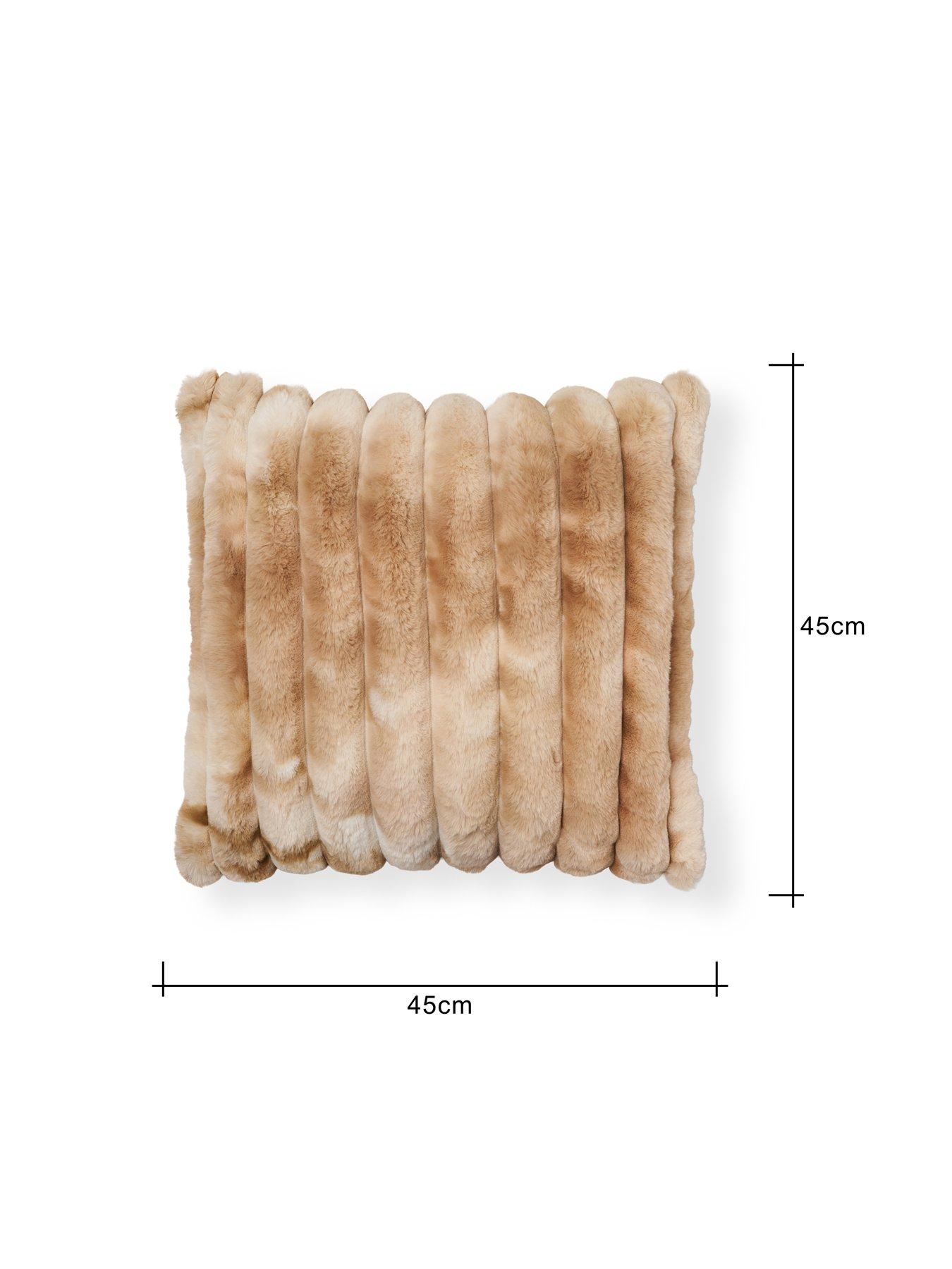 the-very-collection-marled-rib-cushiondetail