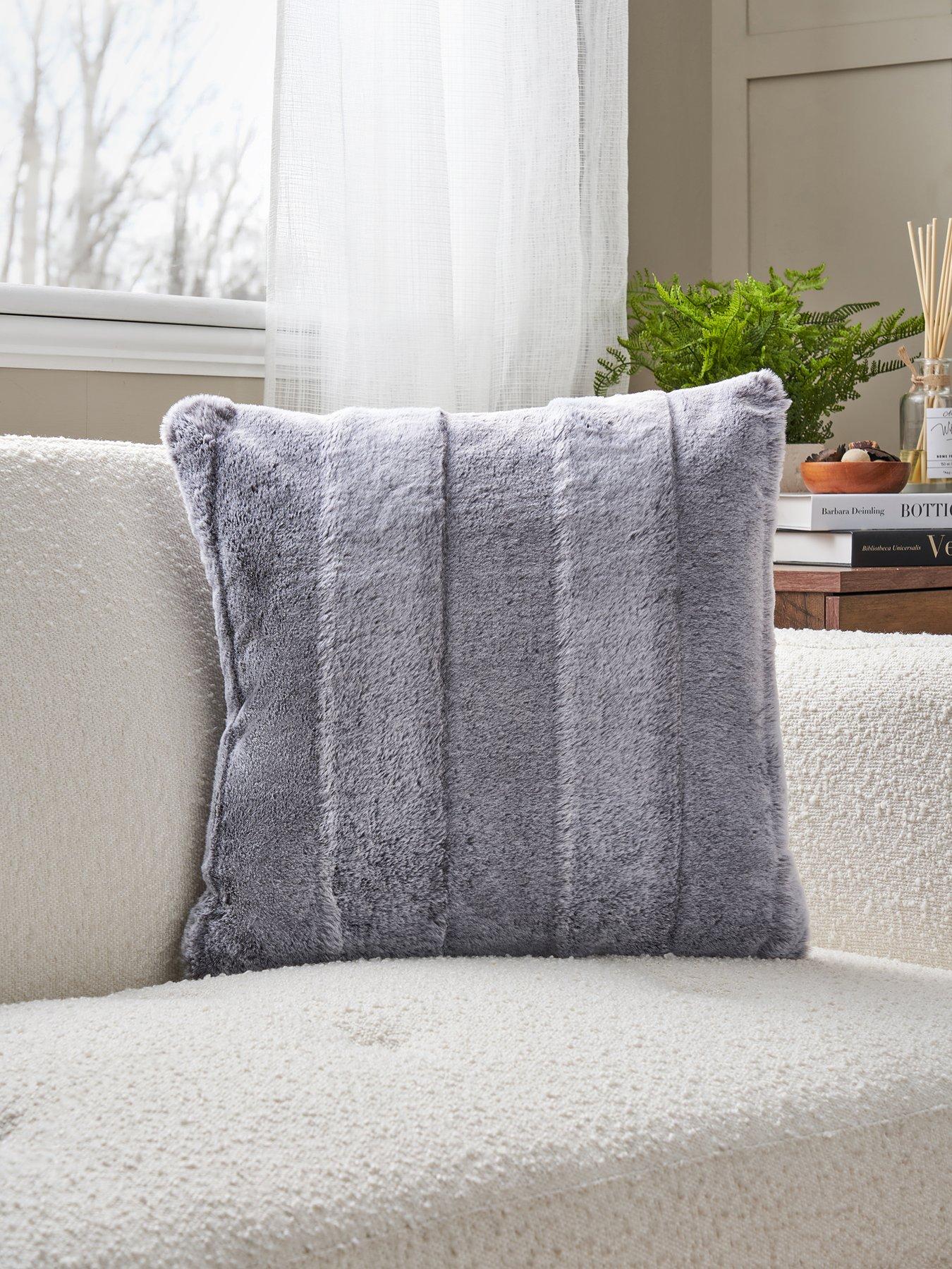 Very Home Raya Cushion