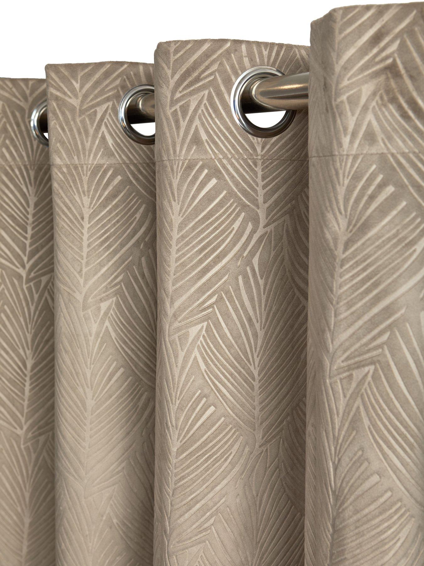 the-very-collection-leaf-velvet-eyelet-door-46x84-blackoutoutfit