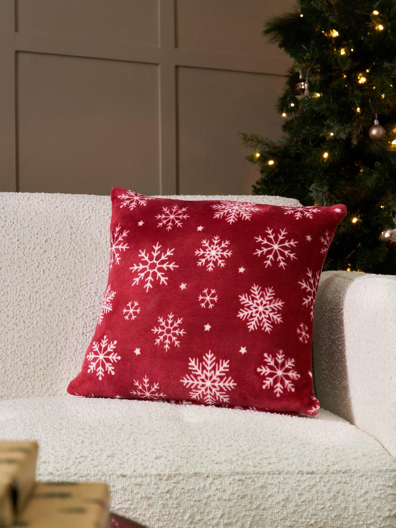 very-home-christmas-snow-flake-cushion
