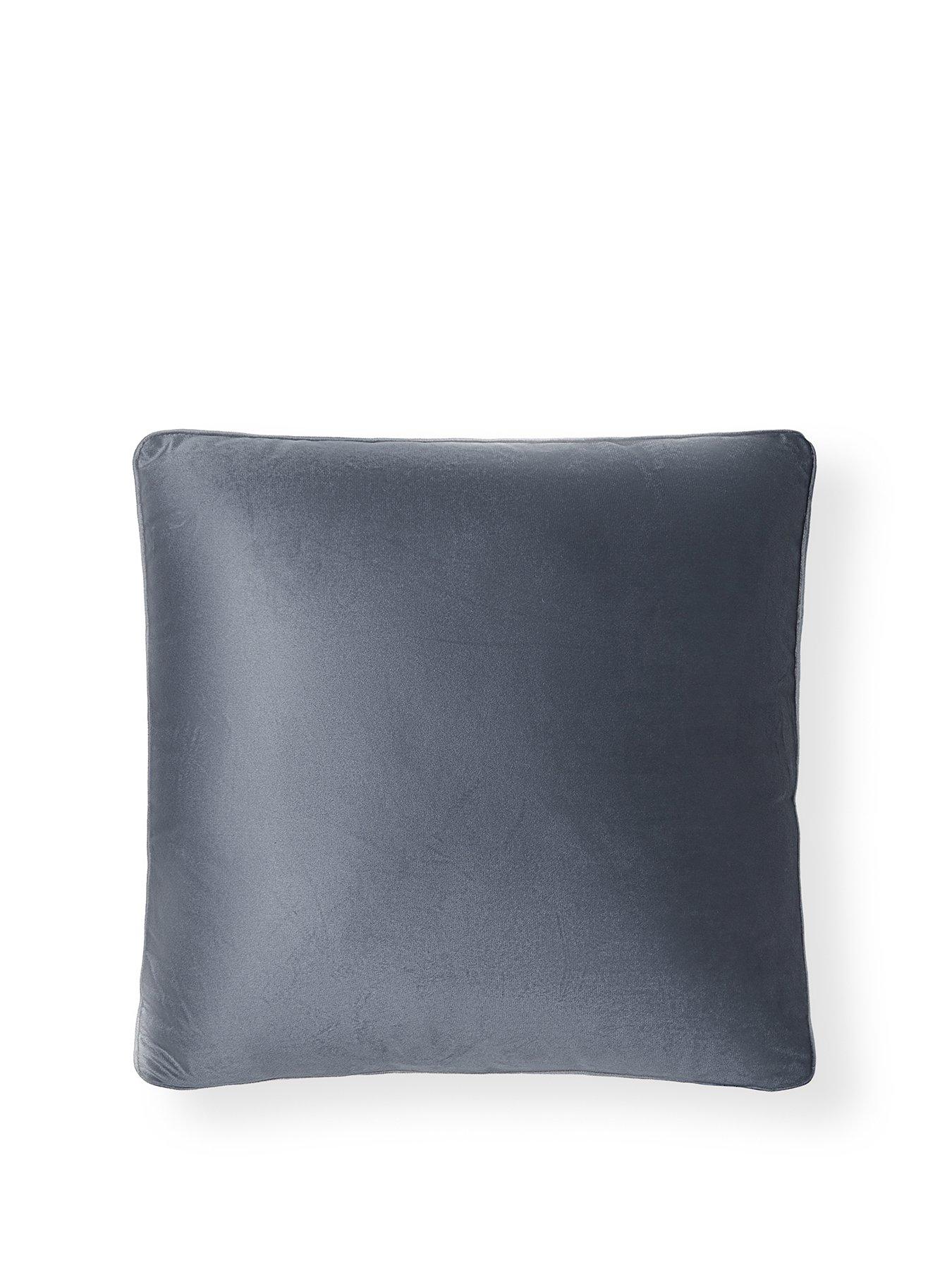 the-very-collection-piped-velour-cushionstillFront