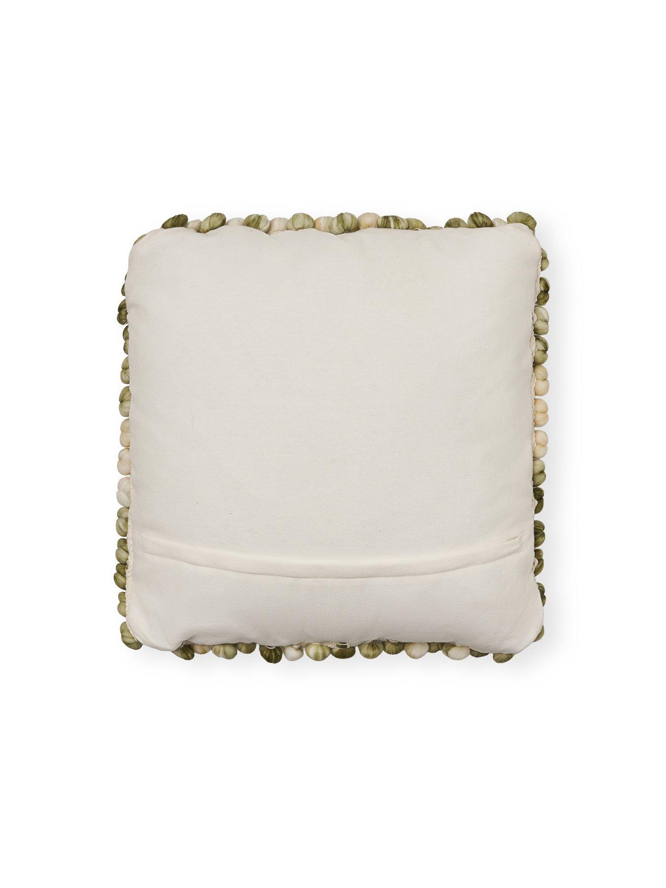the-very-collection-marled-bobble-cushionback