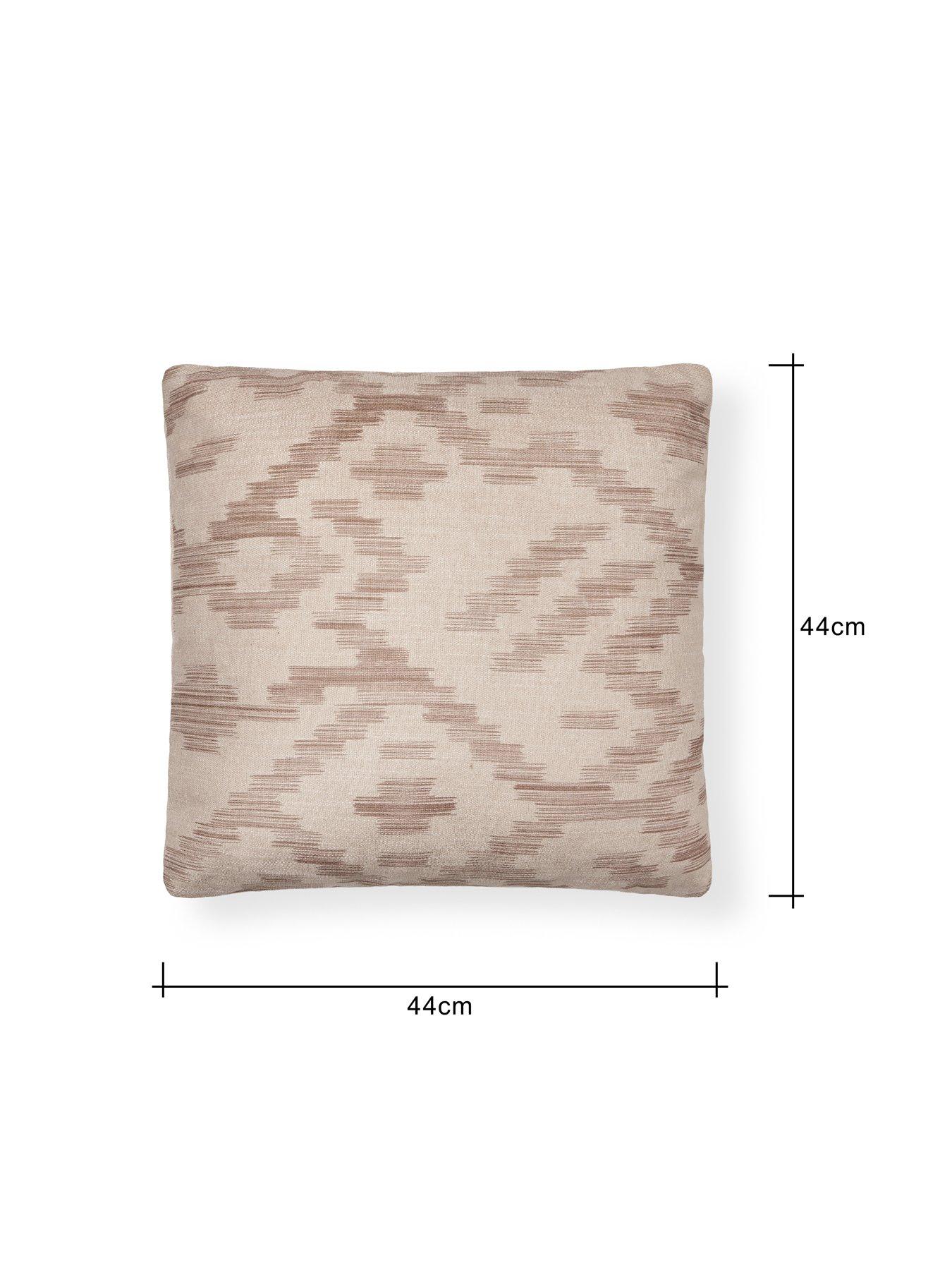 Image 5 of 5 of The Very Collection Western Retreat Cushion