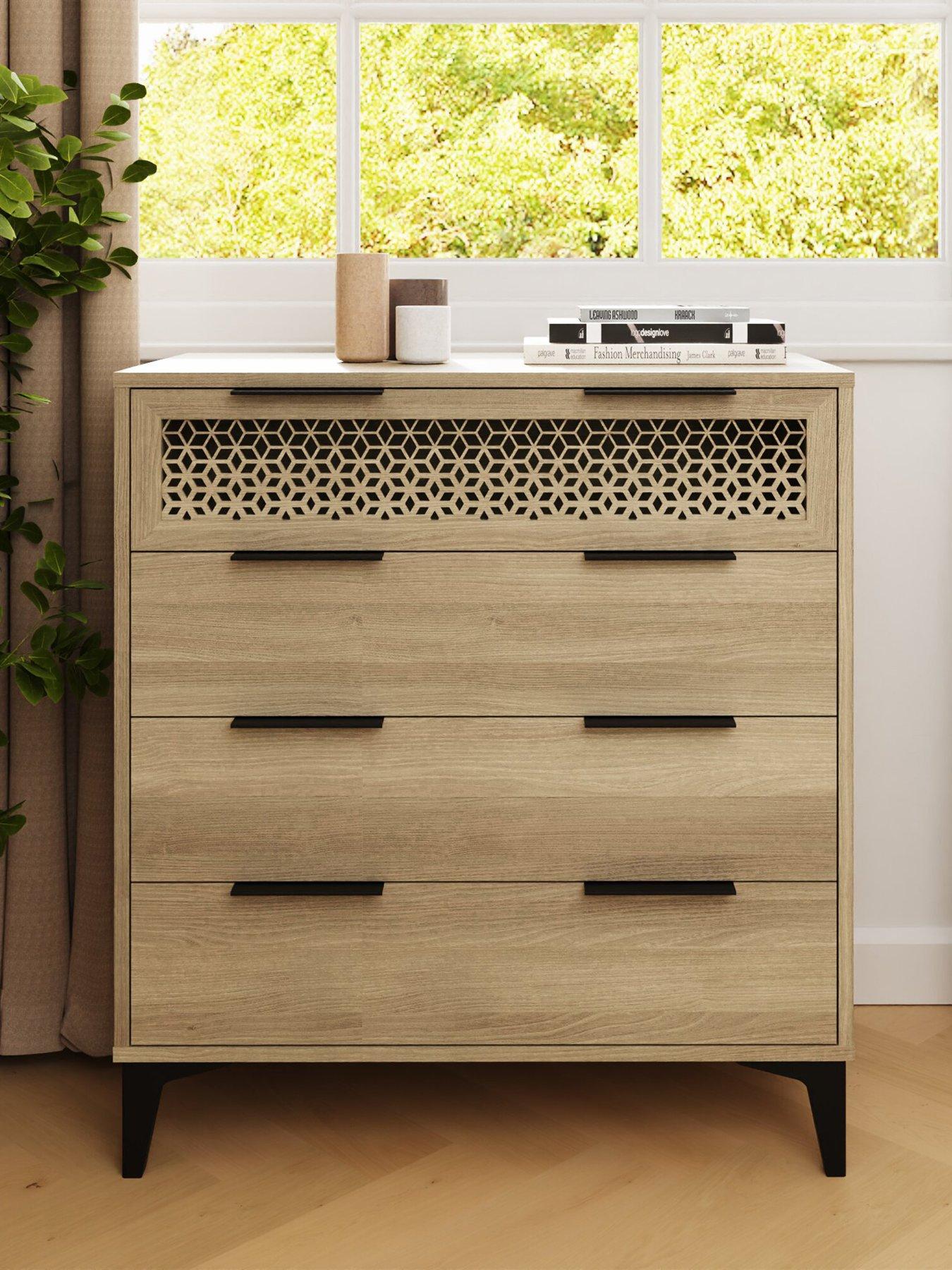 GFW Ezra 4 Drawer Chest Oak