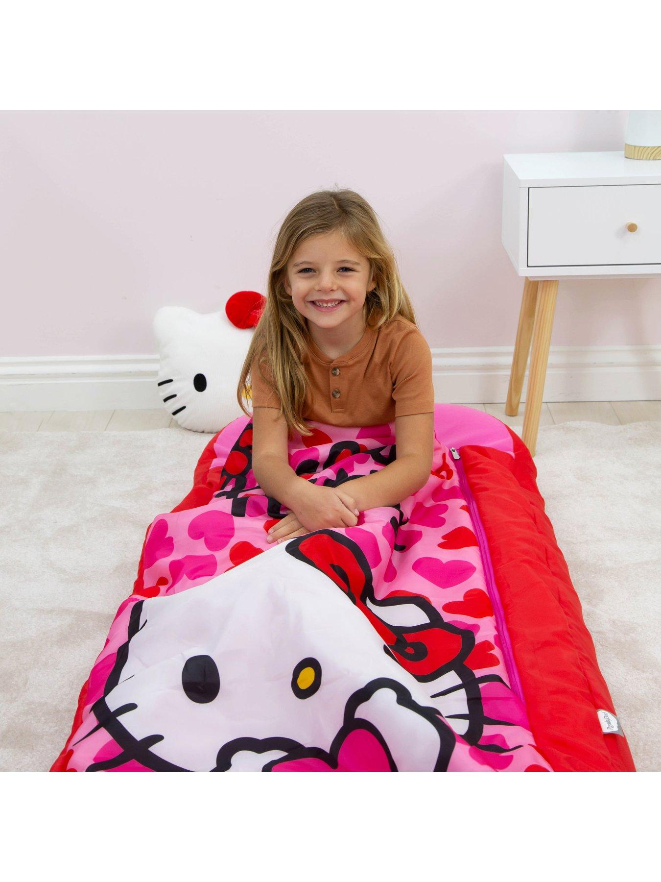 hello-kitty-hello-kitty-hearts-ready-bedoutfit