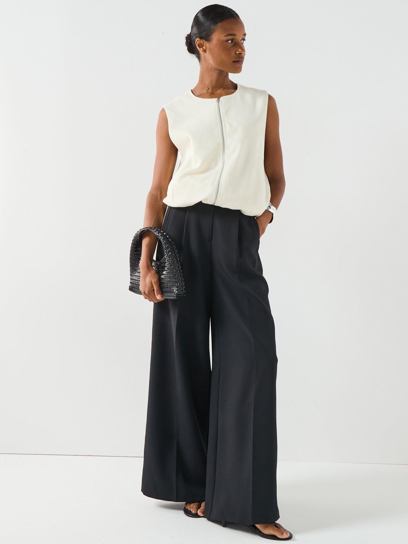 pieces-faleah-zip-thru-utility-vest-whiteback