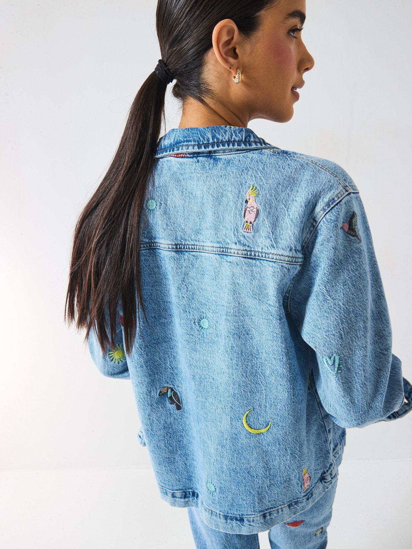 Image 5 of 6 of PIECES Jidi Long Sleeve Denim Embroidered Shacket - Blue