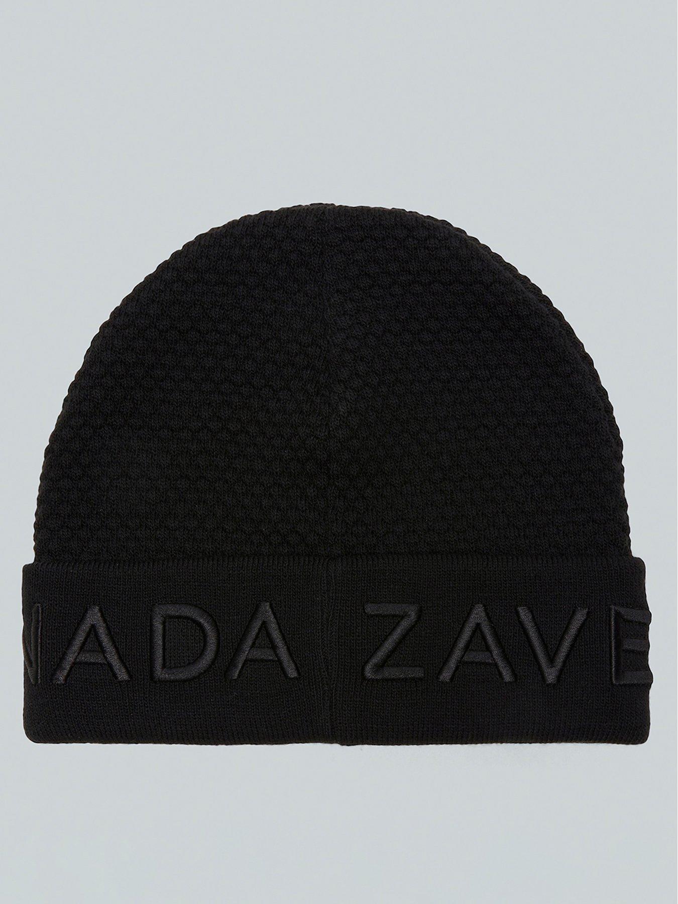 zavetti-canada-avellaro-knitted-beanie-blackstillFront