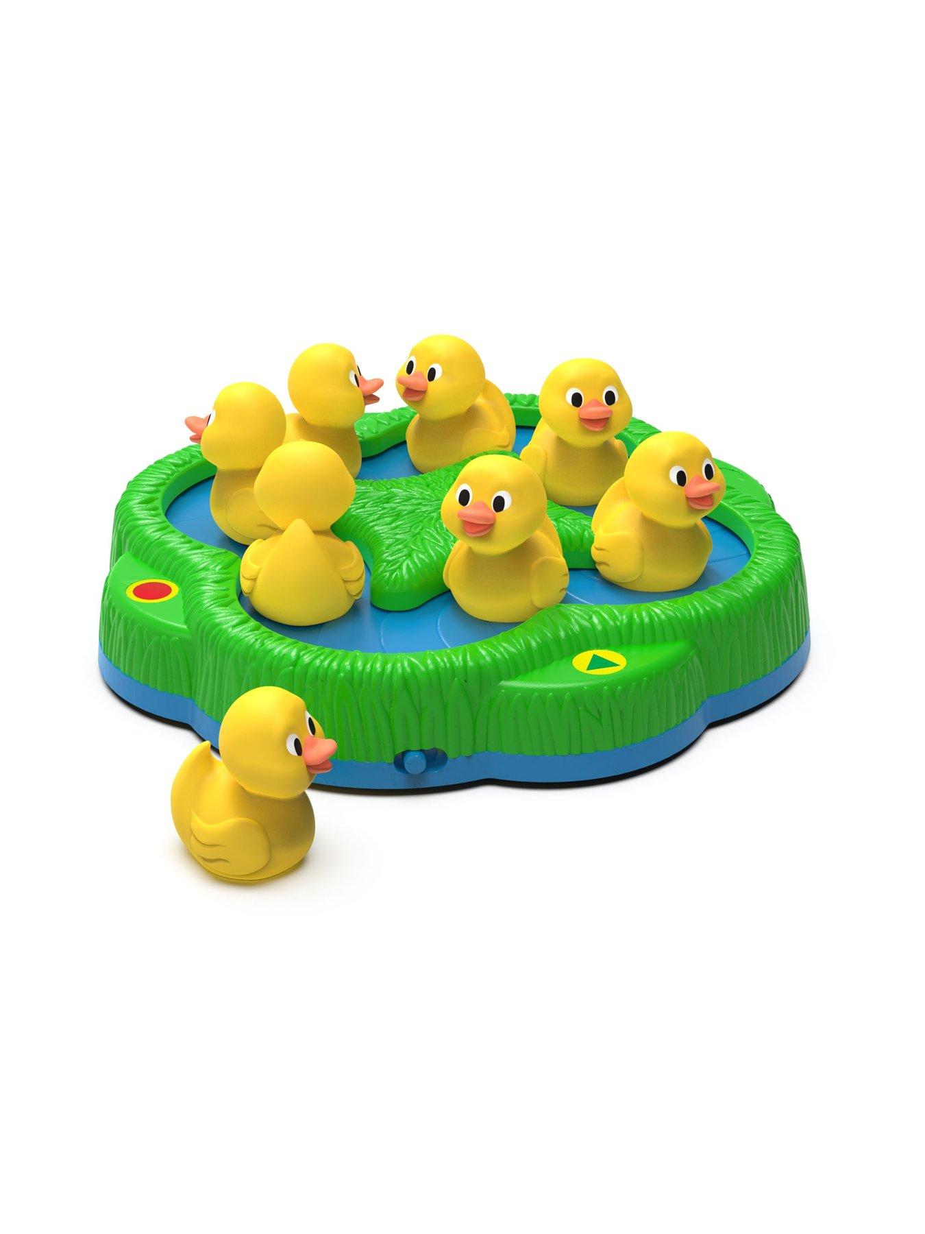 lucky-ducksstillFront