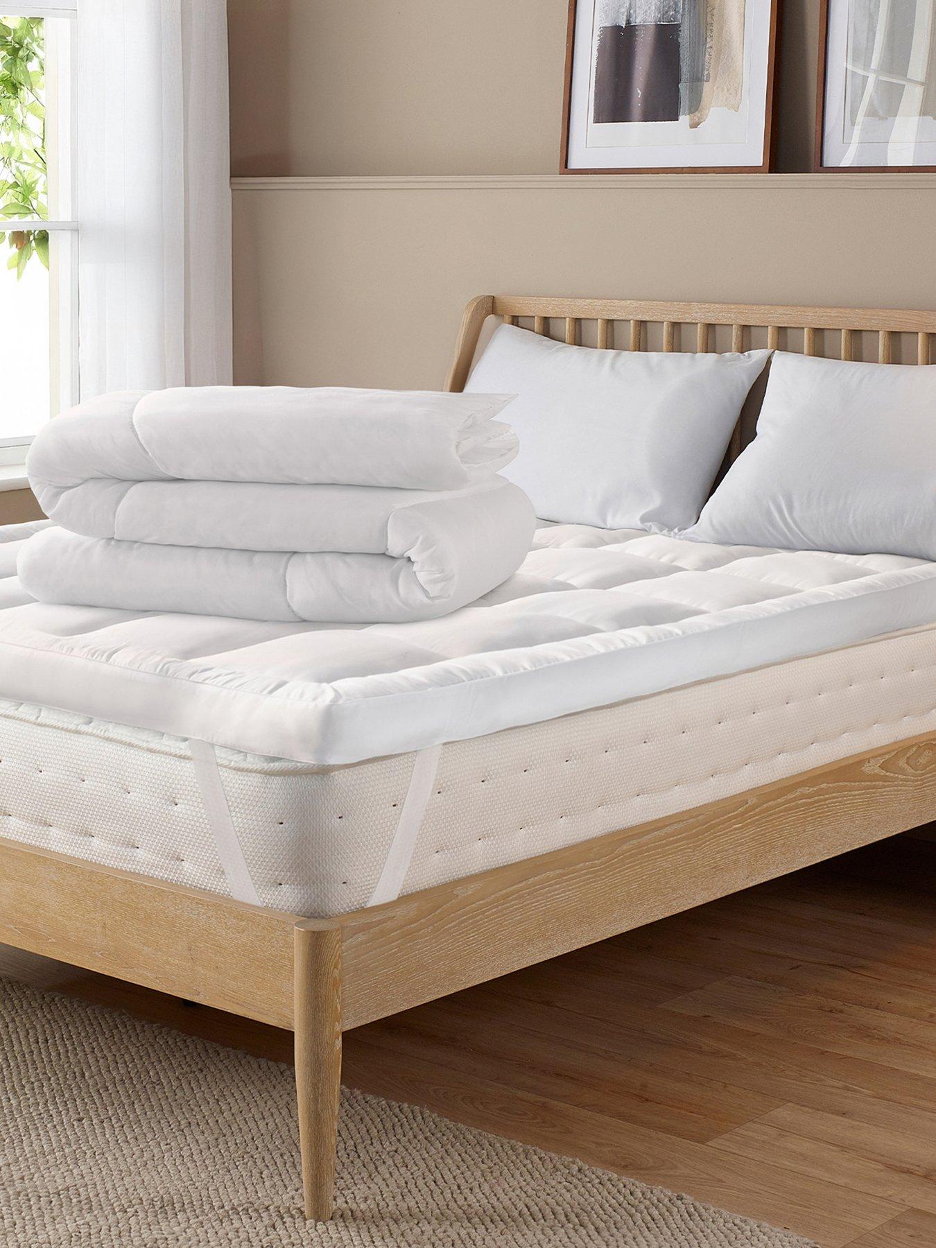 undefined 10.5 Tog Climate Control Bedding Bundle (Duvet + 10cm Mattress Topper +2 Pillows)