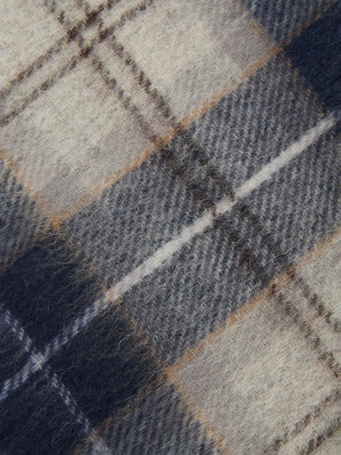 barbour-tartan-scarf-and-glove-gift-set-browndetail