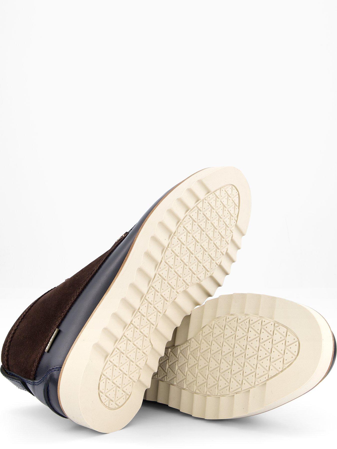Image 4 of 7 of Barbour Hadston Two Tone Chukka Boots - Brown
