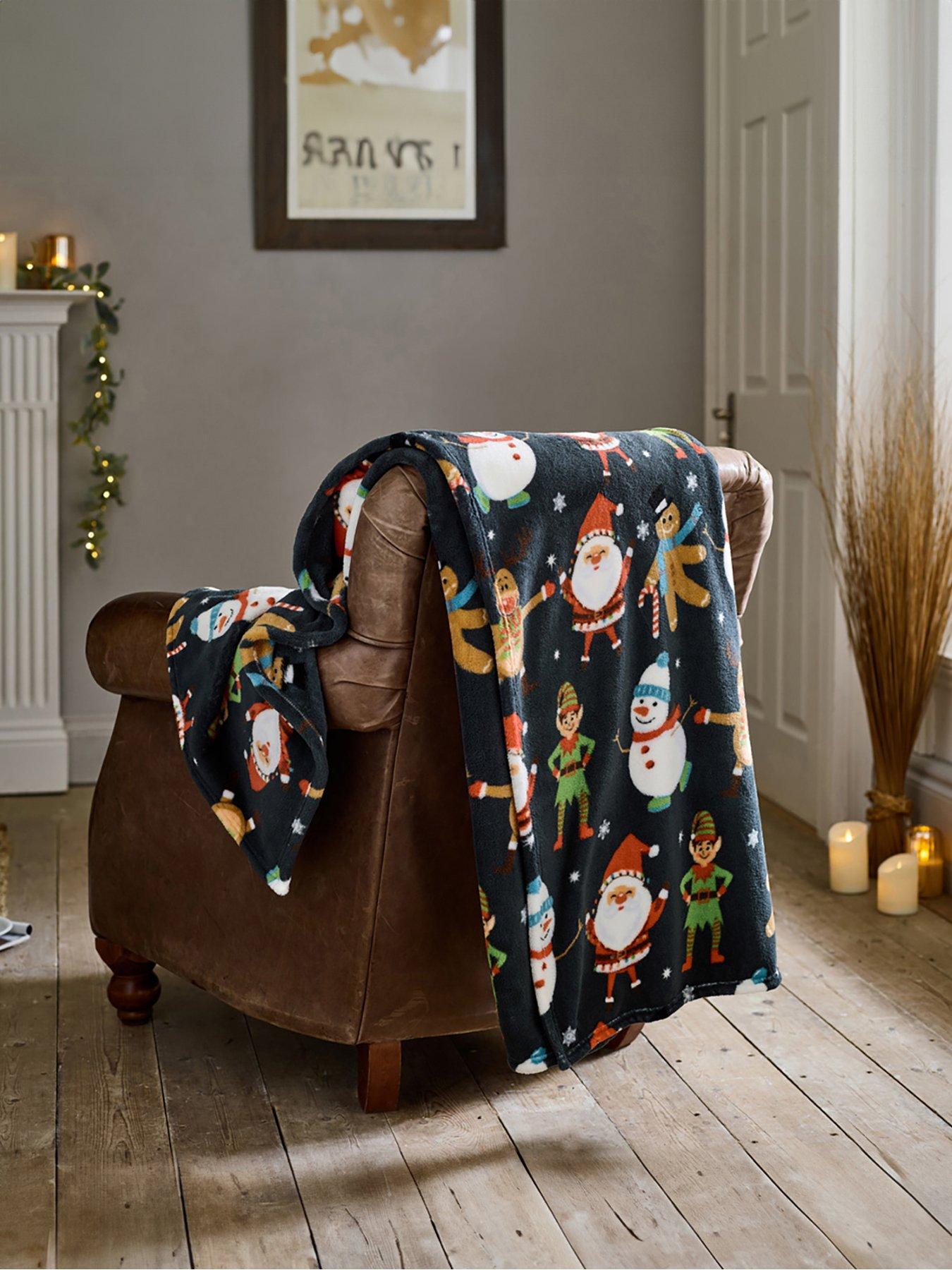 Deyongs Christmas Dancers Throw 140x180cm