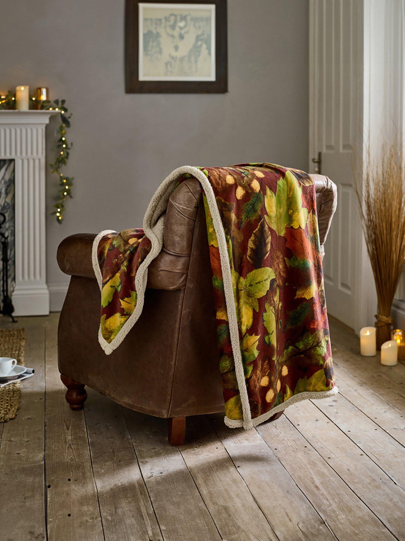 Deyongs Winter Leaves Sherpa Throw 130x170cm