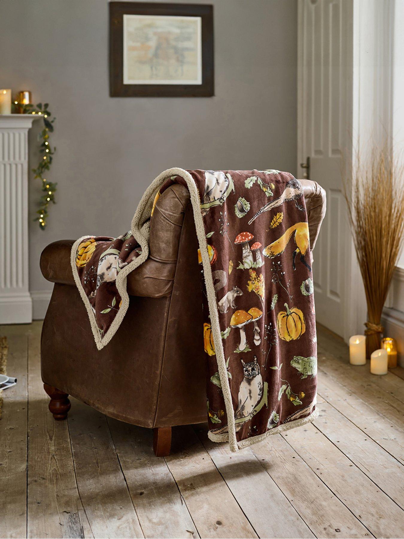 deyongs-autumn-animals-sherpa-throw-130x170cm