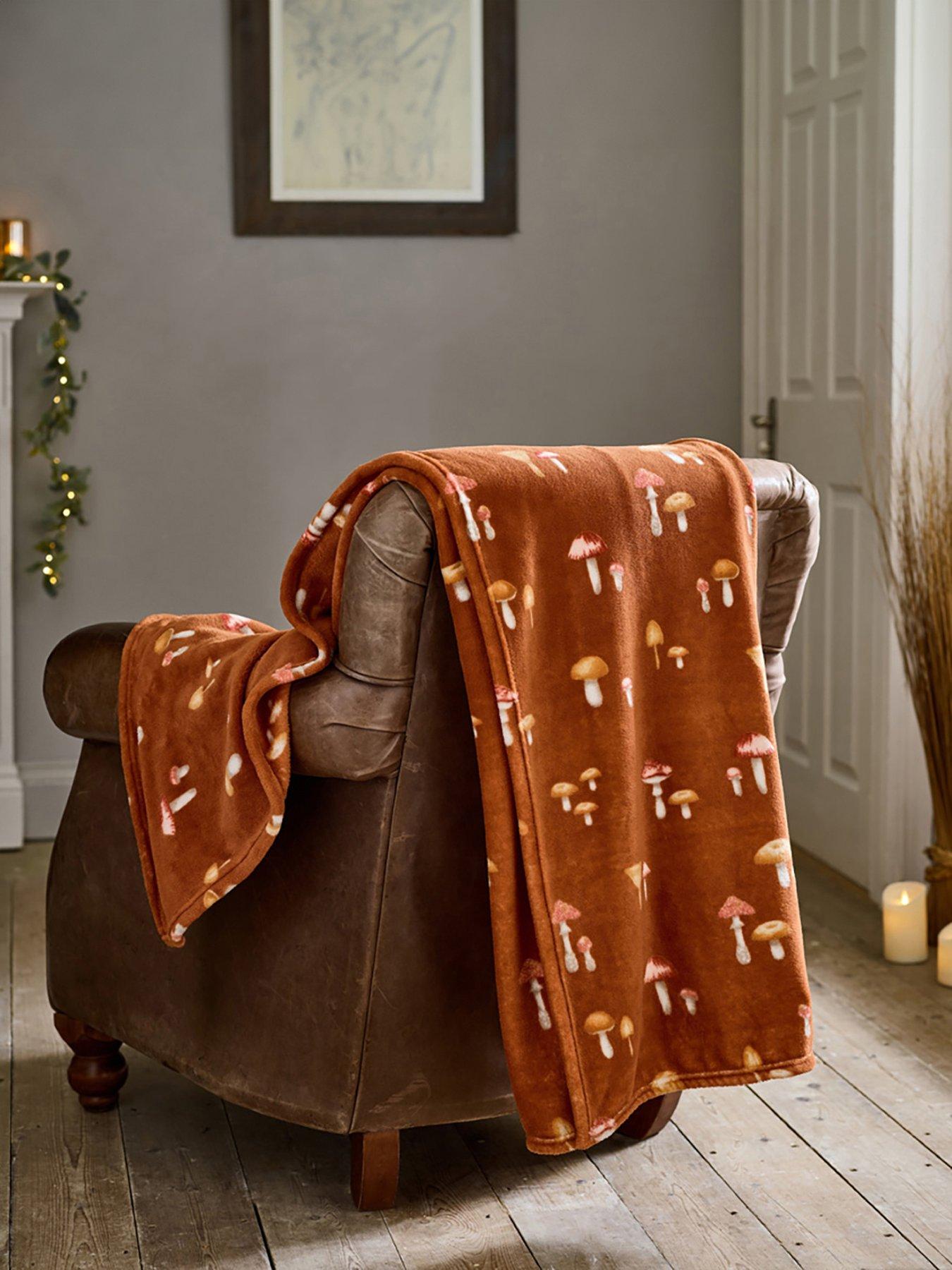 Deyongs Toadstool Scatter Throw 140x180cm