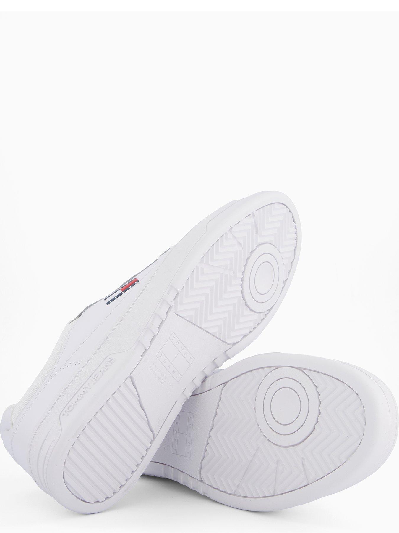 Image 4 of 7 of Tommy Jeans Tjm Cupsole Leather Essential Trainers - White