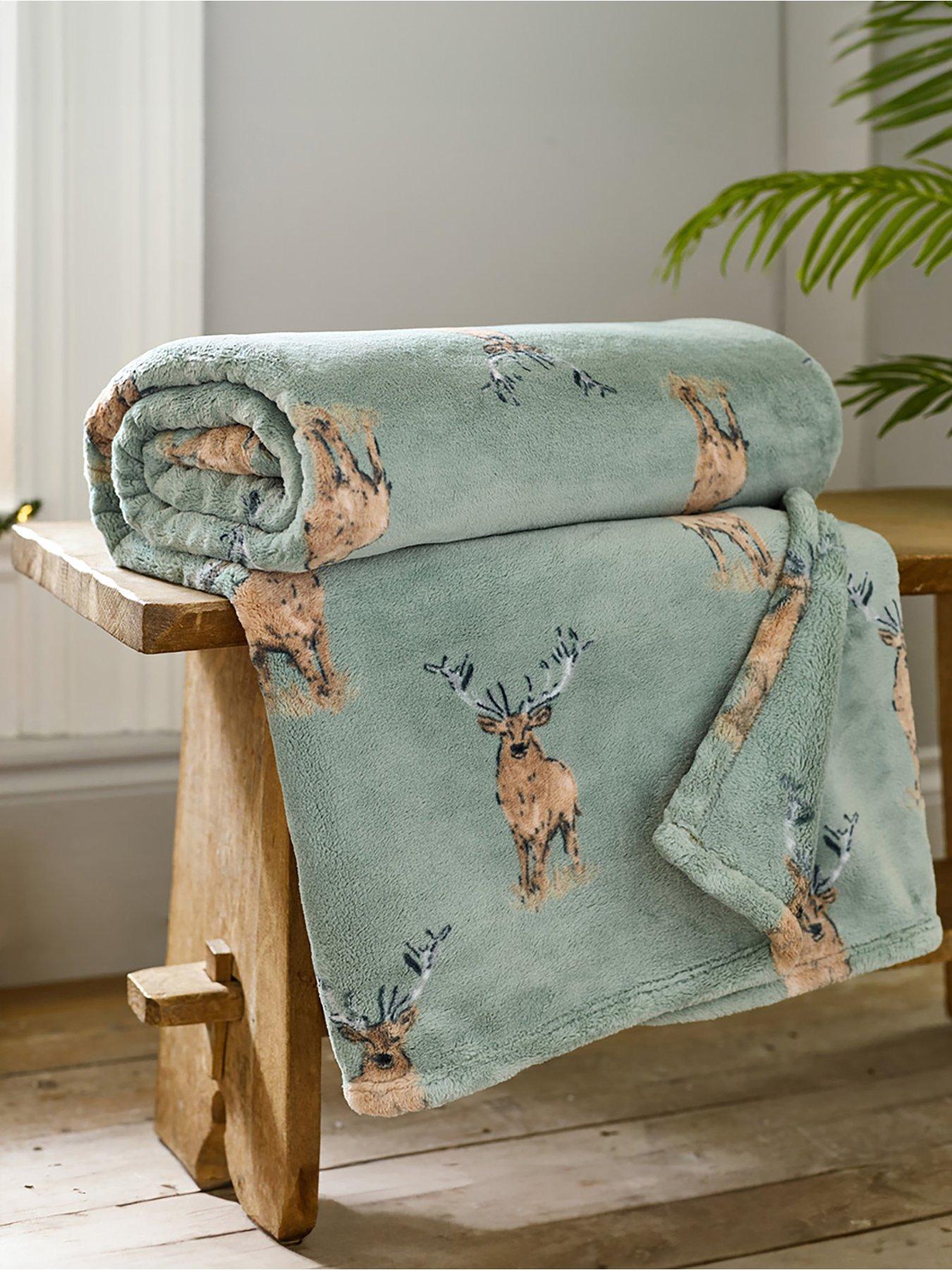 The Lyndon Co Highland Fell Throw 140x180cm