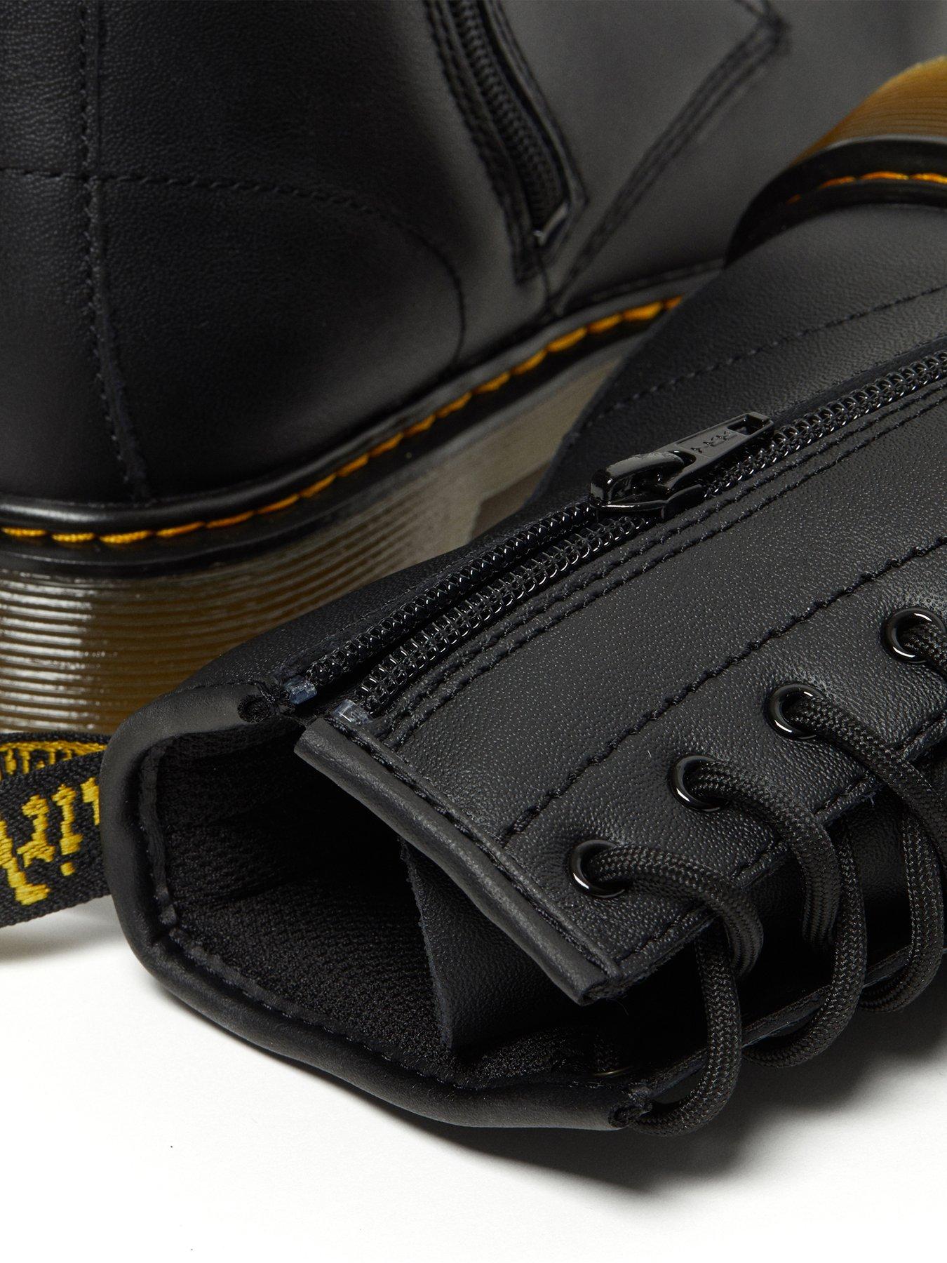 Image 7 of 7 of Dr Martens Youth 1460 Y 8 Eye Boot Softy T - Black