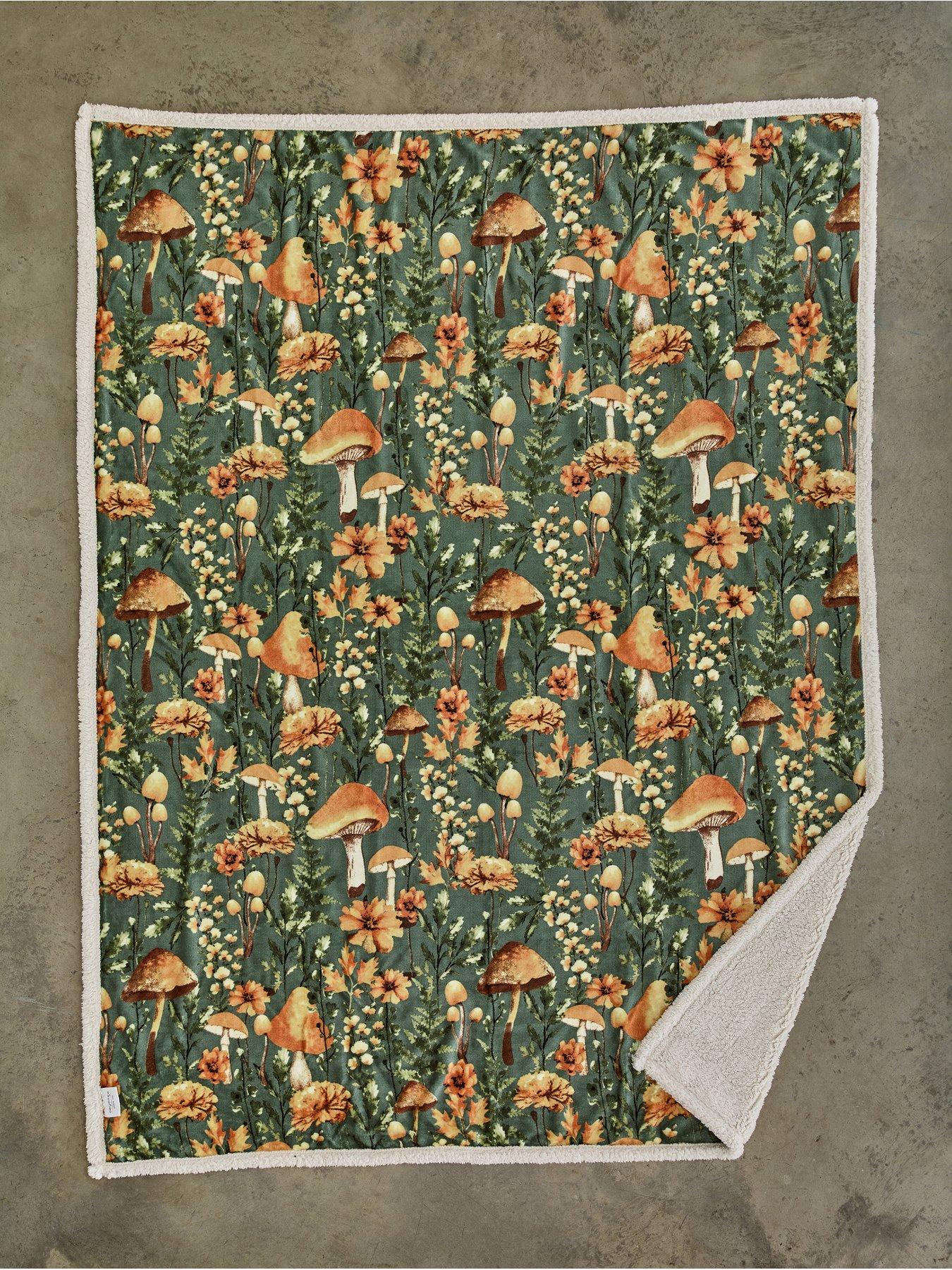 deyongs-mushroom-sherpa-throw-140x180cmback