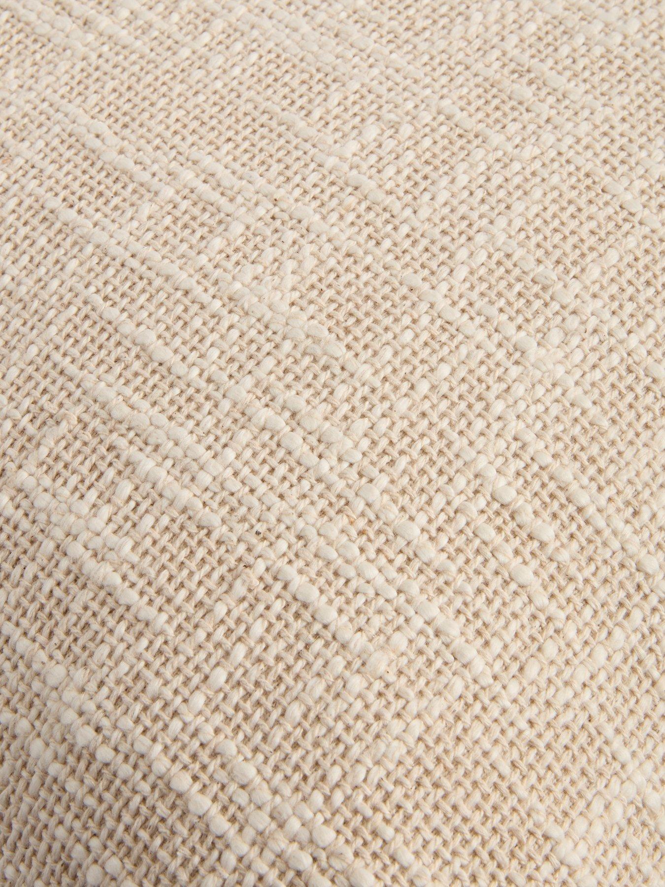 michelle-keegan-home-textured-blanket-stitch-cushionoutfit