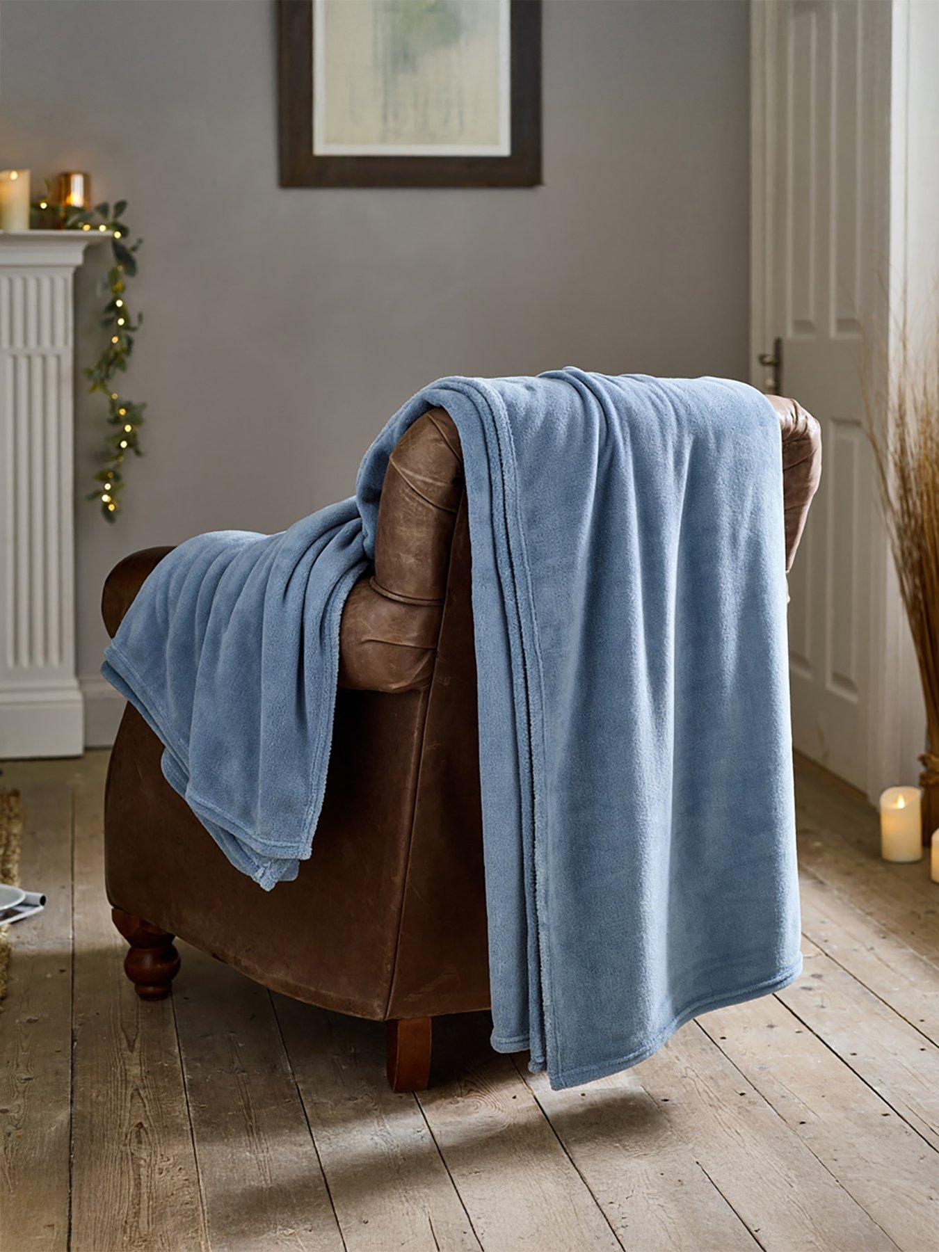 deyongs-the-big-one-fleece-throw-230x270cm