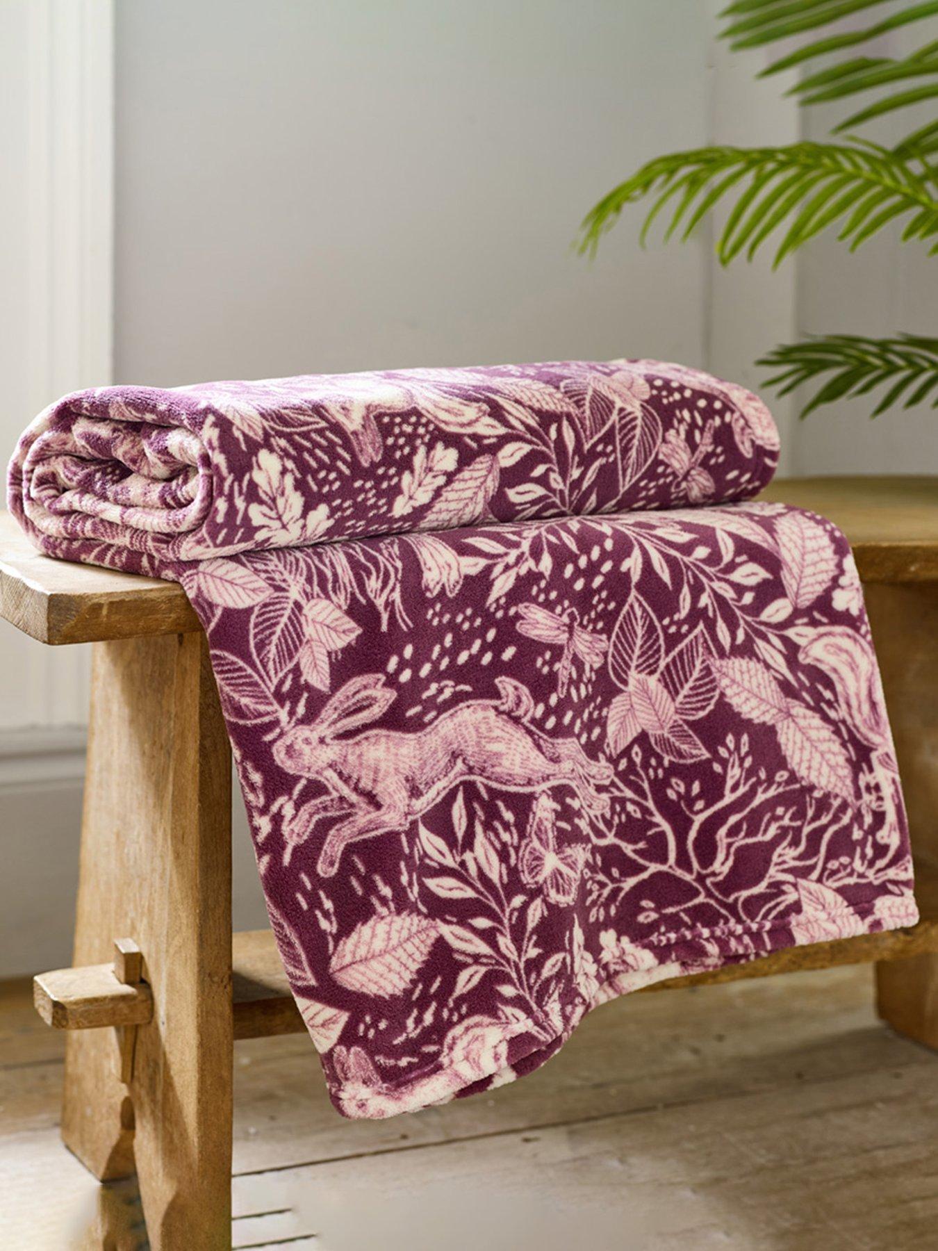 Deyongs Snuggle Touch Hidden Forest Throw 140x180cm