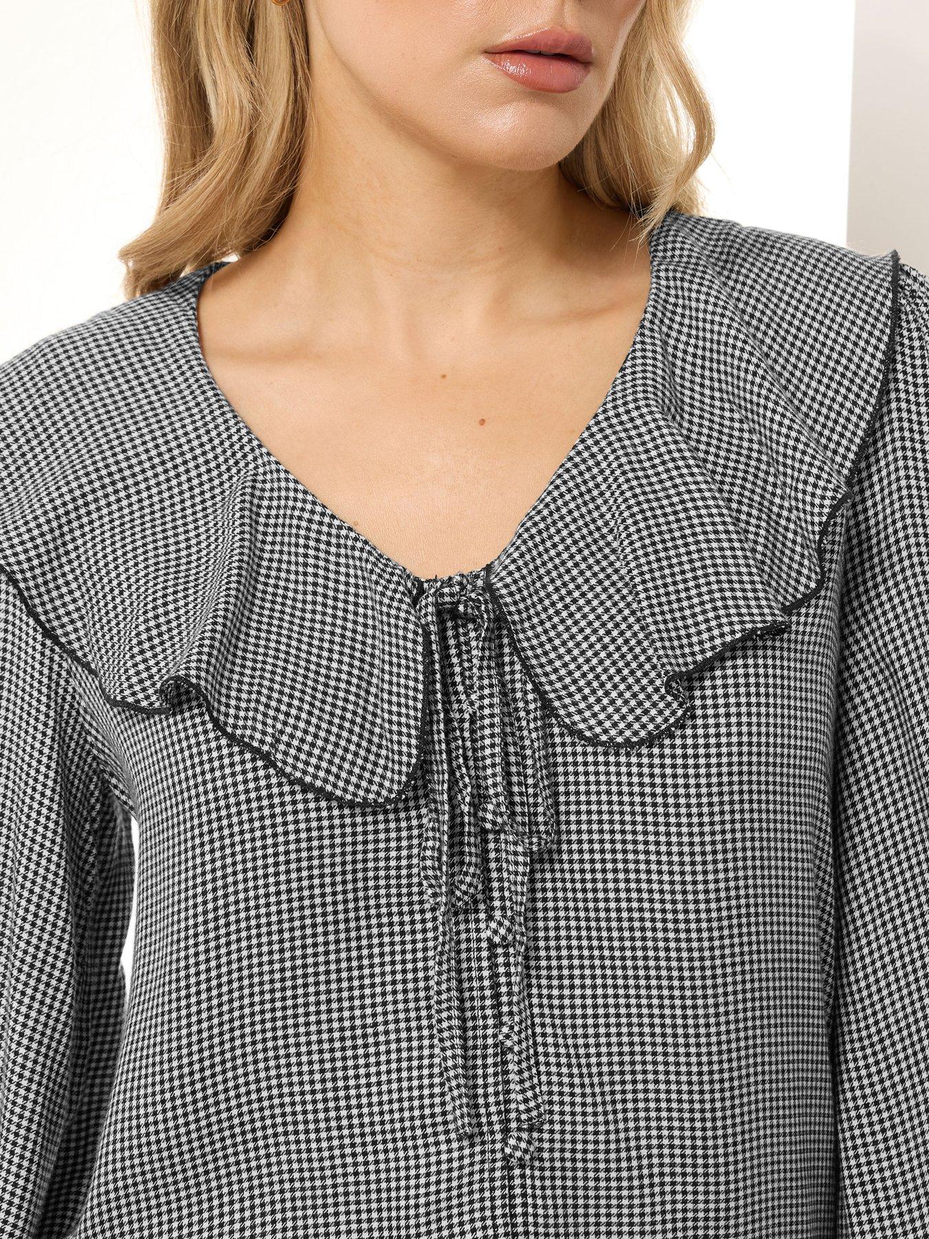 long-tall-sally-gingham-collar-blouse-blackoutfit