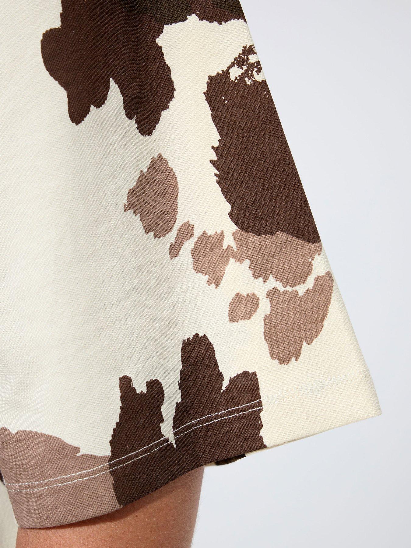 yours-curve-cow-print-t-shirt-whiteoutfit