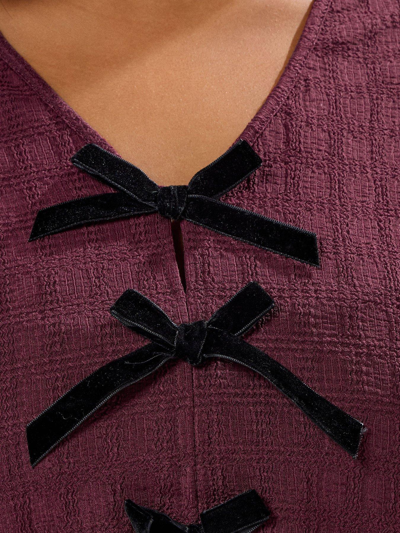 yours-curve-textured-bow-tie-peplum-top-burgundy-redoutfit