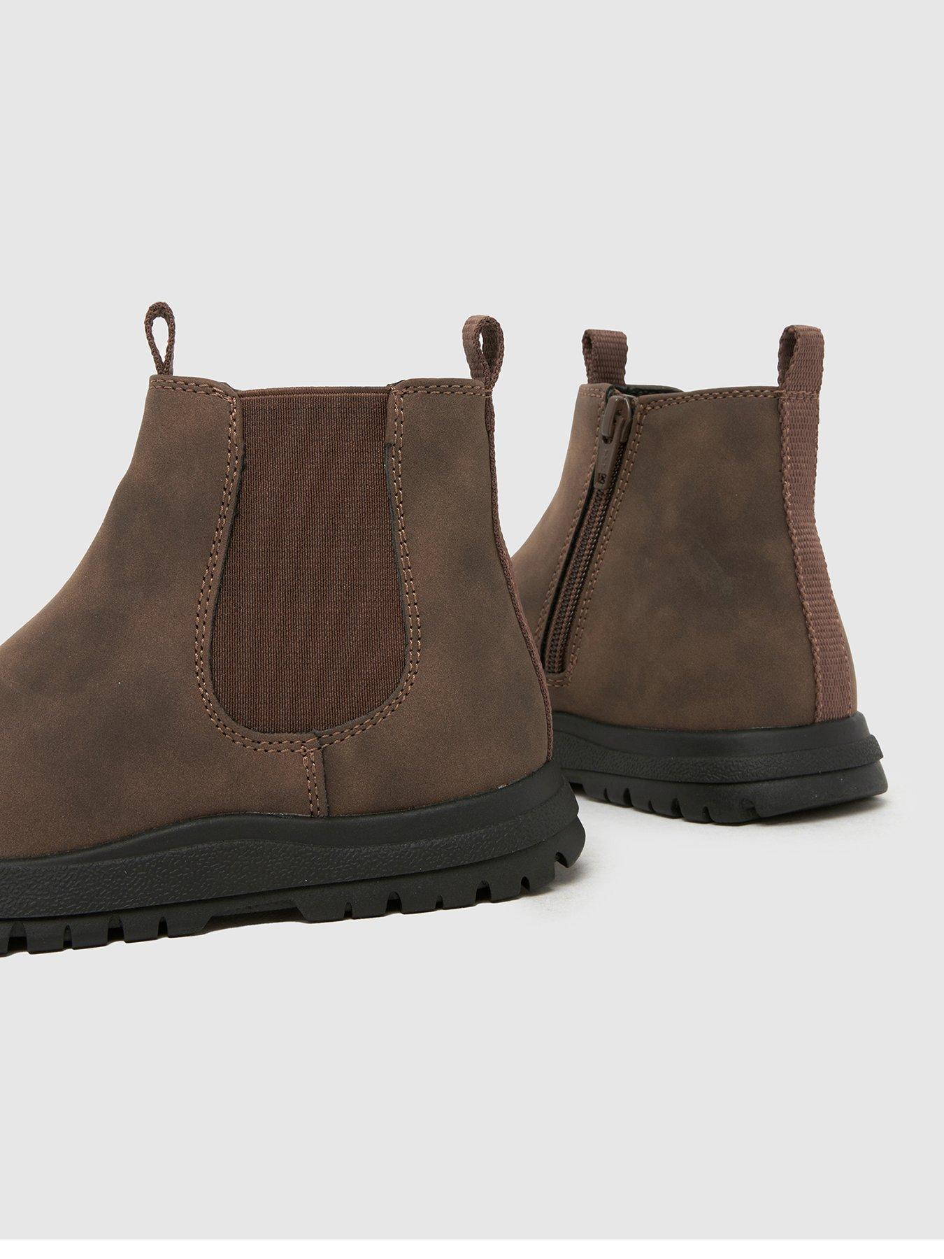 schuh-junior-conrad-chelsea-boot-brownback
