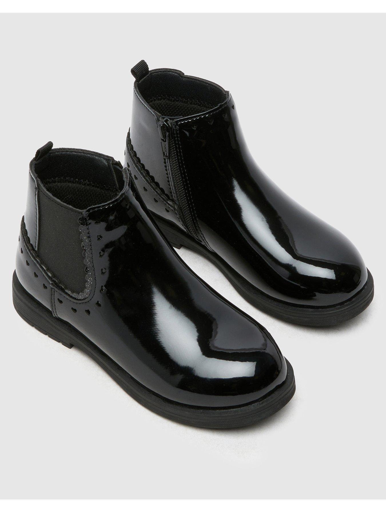 schuh-junior-classic-patent-chelsea-boot-blackstillFront