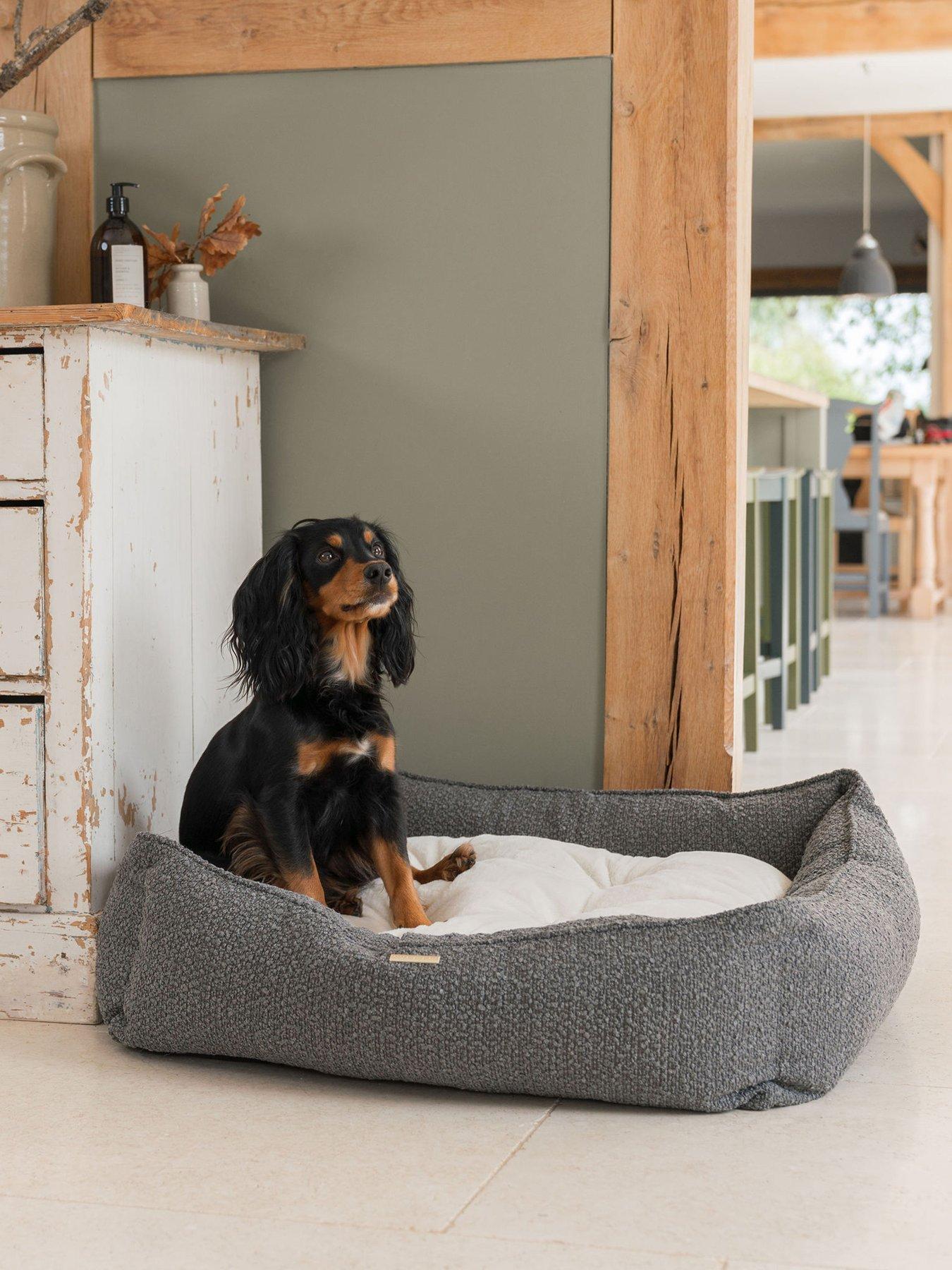 undefined Lords & Labradors Boucle Box Bed For Dogs Granite Boucle L/30