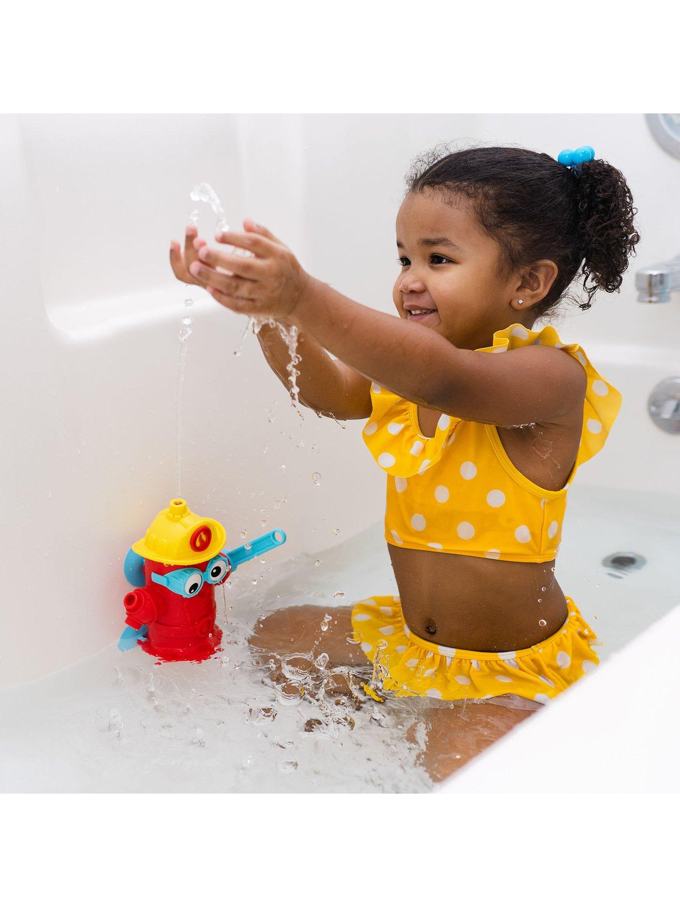 Image 4 of 7 of Yookidoo Ready Freddy Spray 'N' Sprinkle Bath Toy
