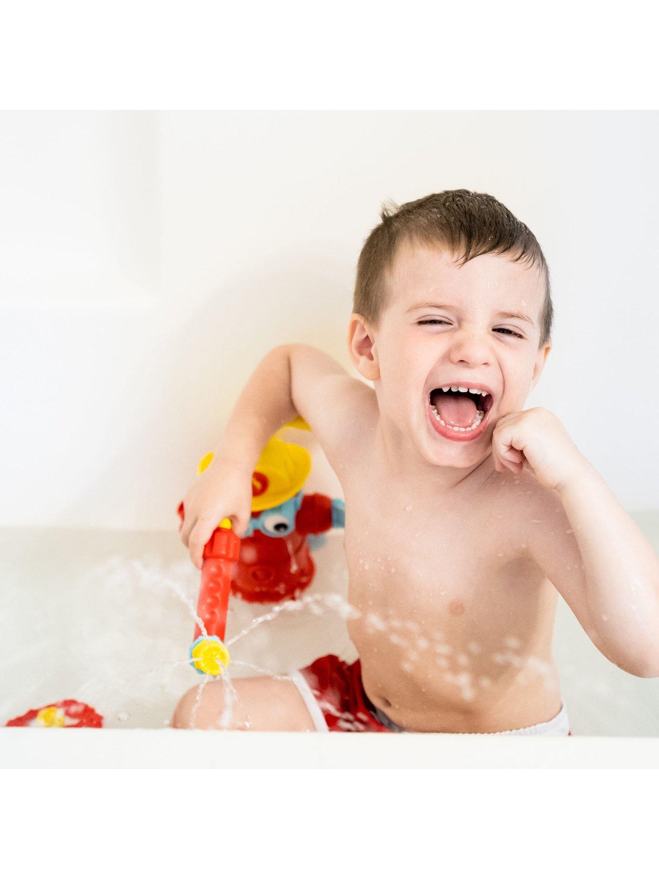 Image 6 of 7 of Yookidoo Ready Freddy Spray 'N' Sprinkle Bath Toy