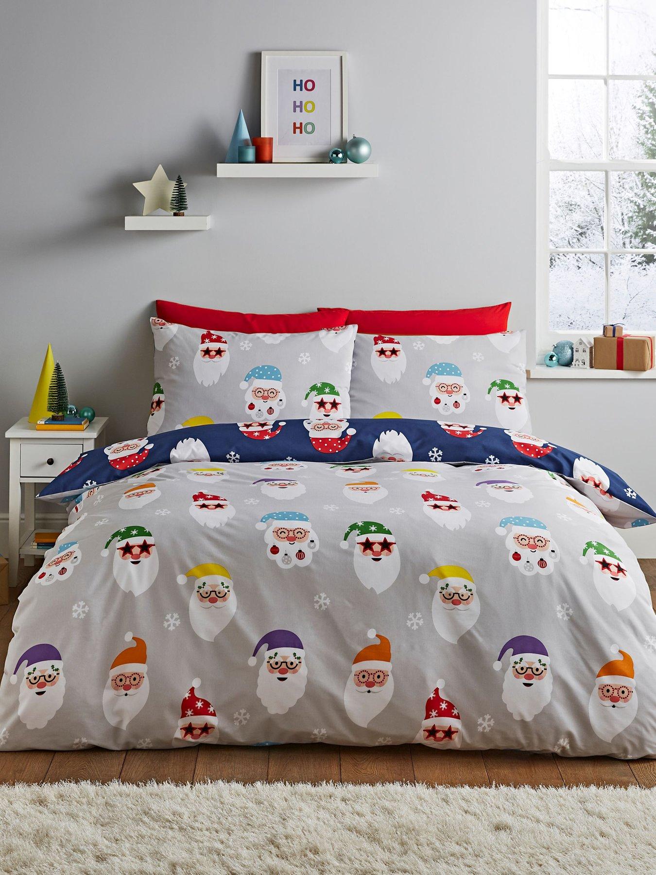 Image 3 of 6 of Catherine Lansfield Christmas Santa Spec-tacular Duvet Set