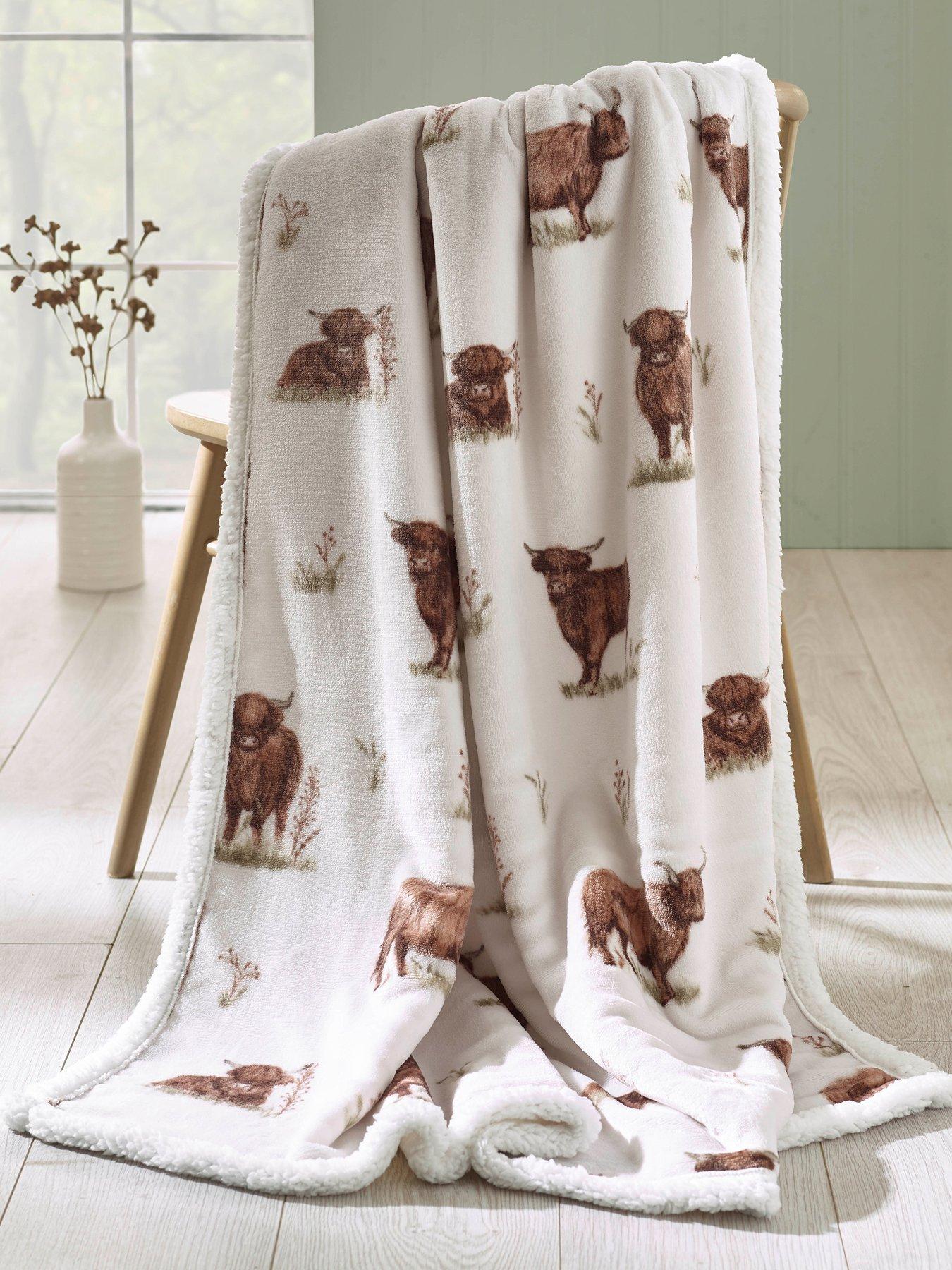 catherine-lansfield-angus-highland-cow-throw--130x170cm