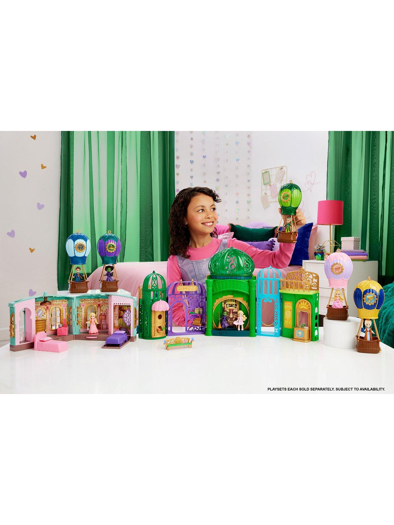 Image 7 of 7 of Wicked New World Small Doll Playset