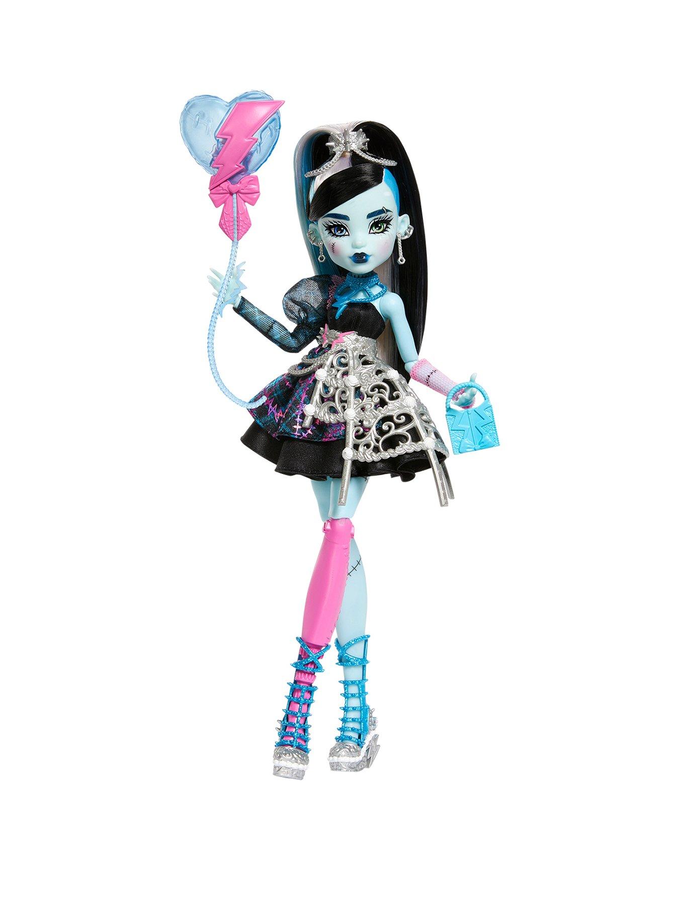 Monster High Monster High Scary Sweet Birthday Frankie Stein Doll in Party Dress with Balloon  &  Gift
