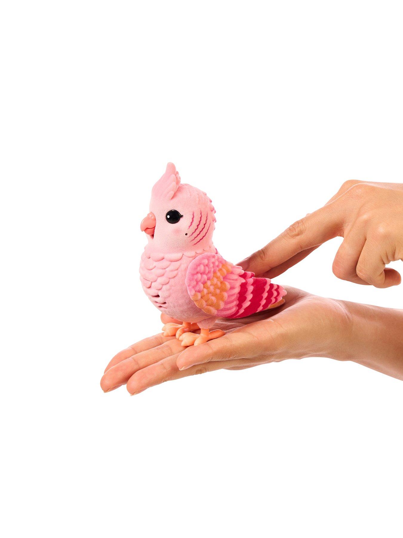 little-live-pets-little-live-pets-my-really-real-bird-amp-cage-rosie-the-interactive-realistic-toynbsppet-birddetail