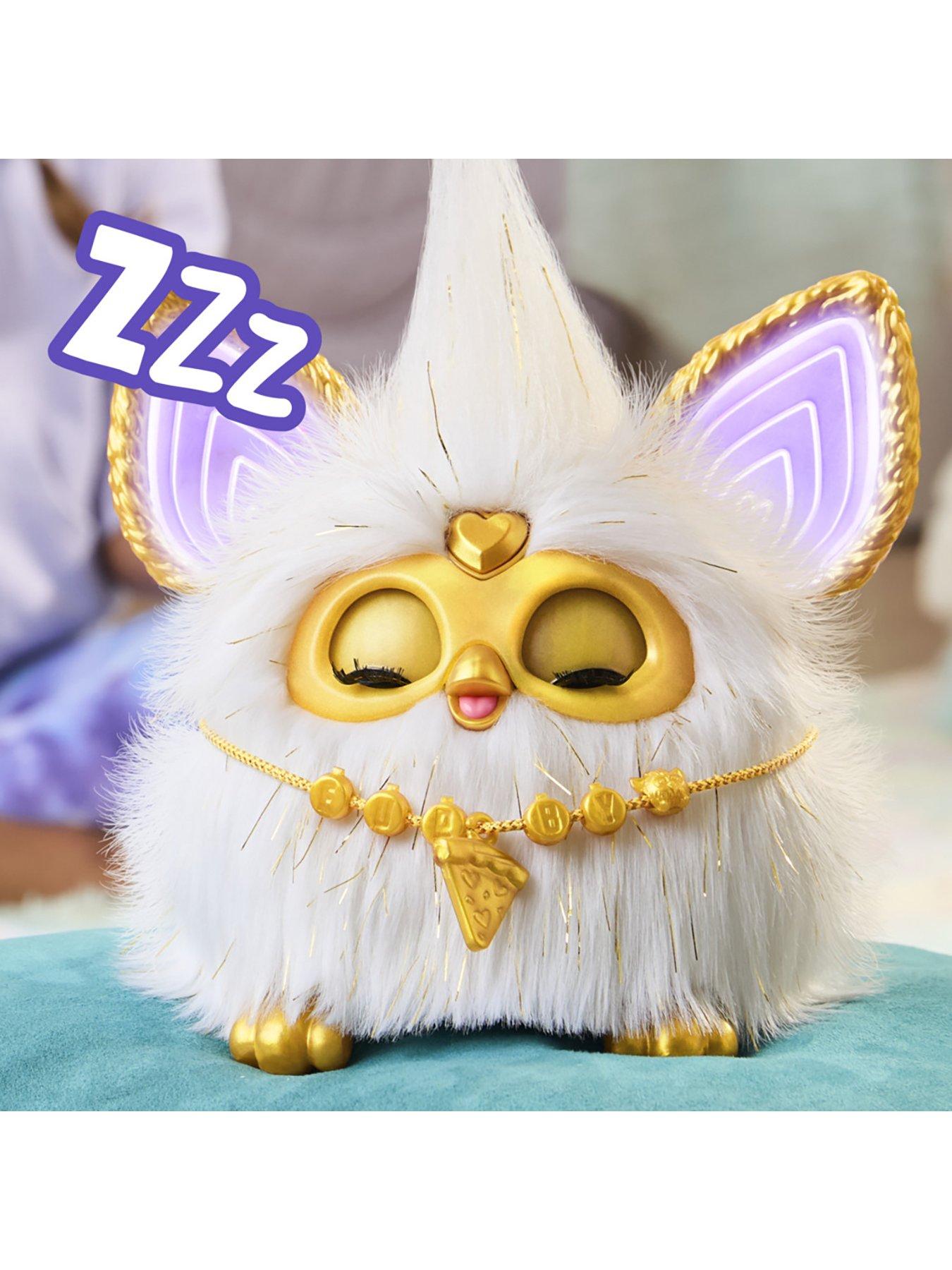 furby-gold-glam-interactive-plush-toydetail