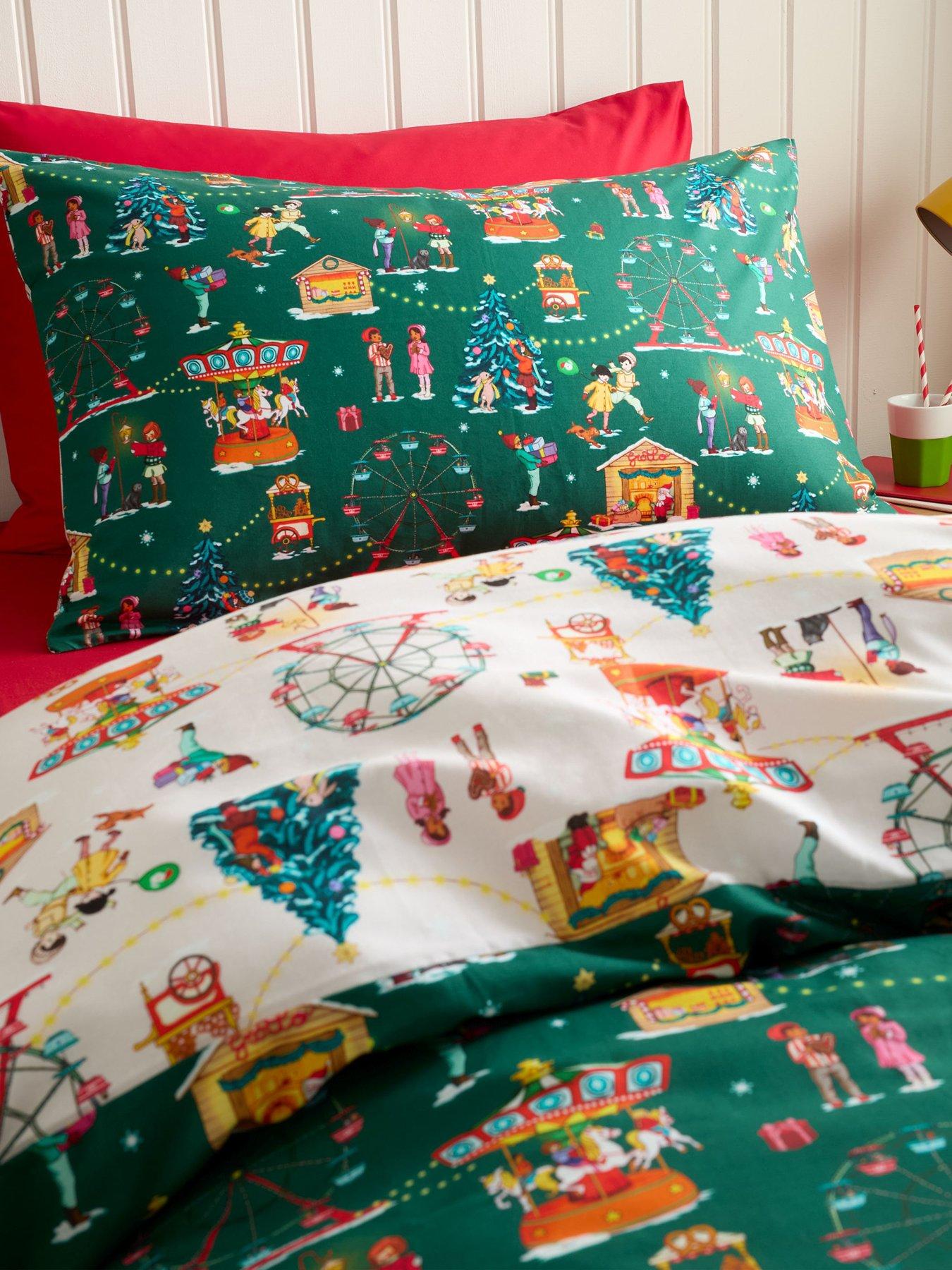 belle-boo-christmas-fairground-reversible-100-cotton-duvet-set-greendetail