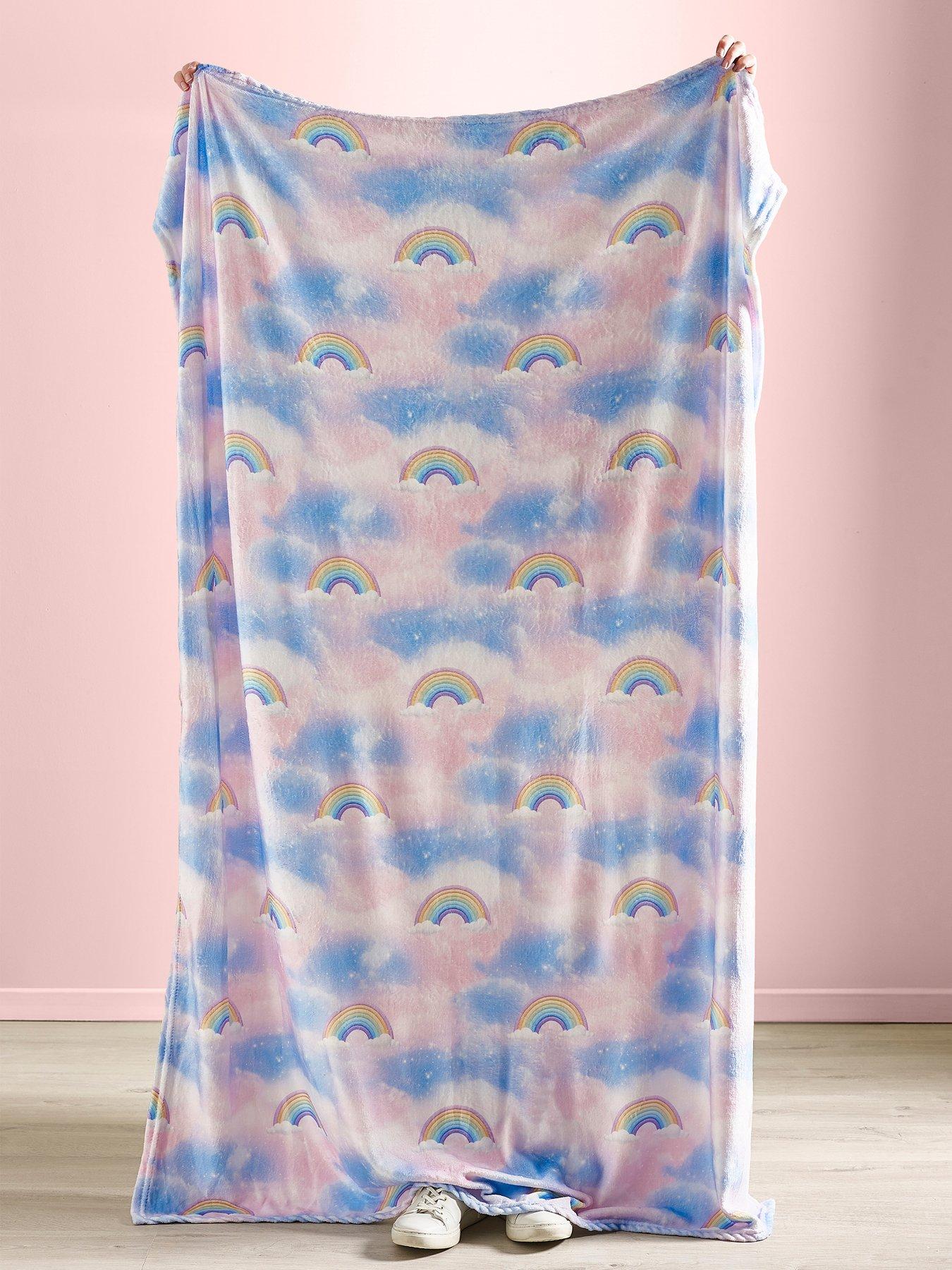 catherine-lansfield-candy-unicorn-throw--130x170cmoutfit