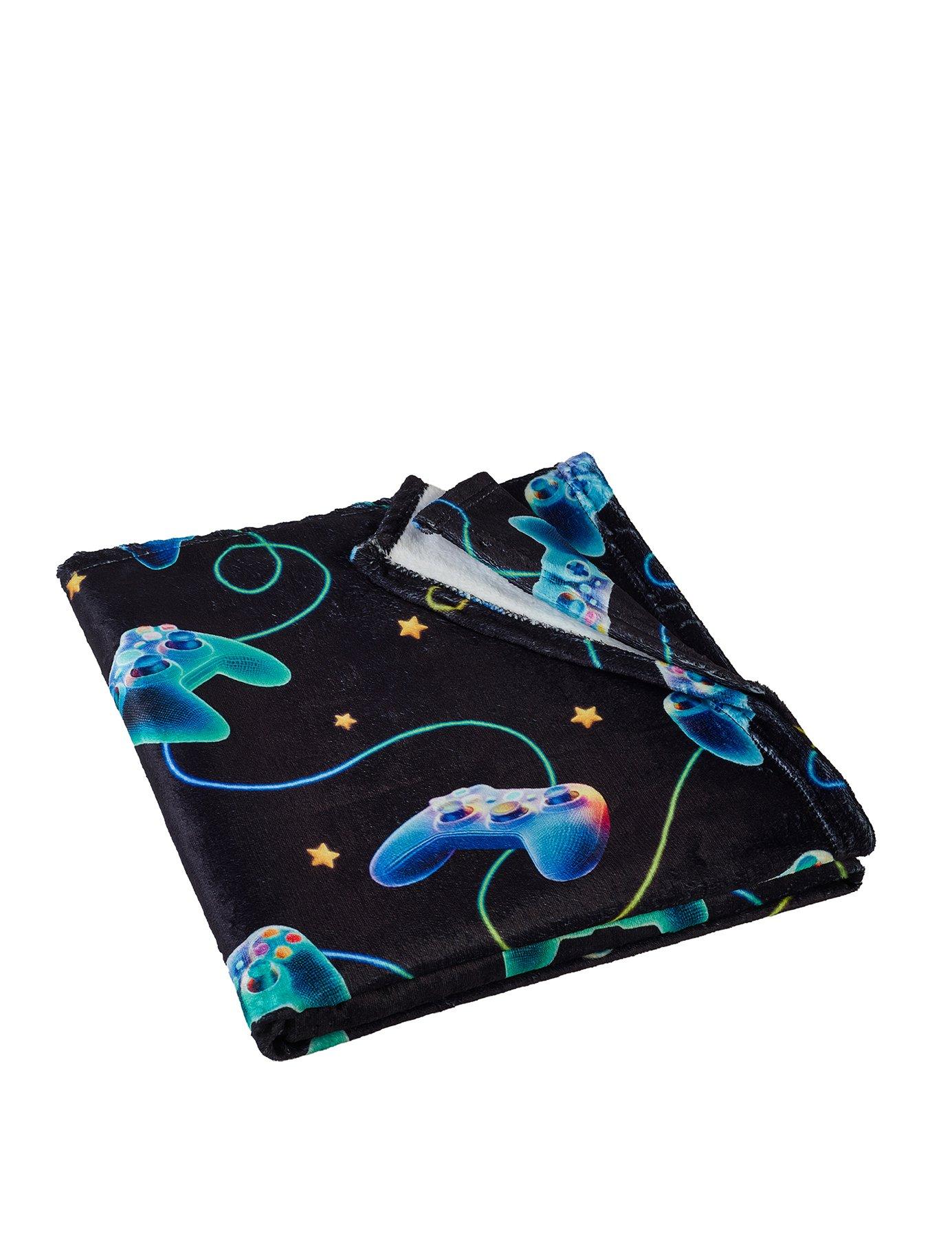 catherine-lansfield-gamer-throw--130x170cmstillFront