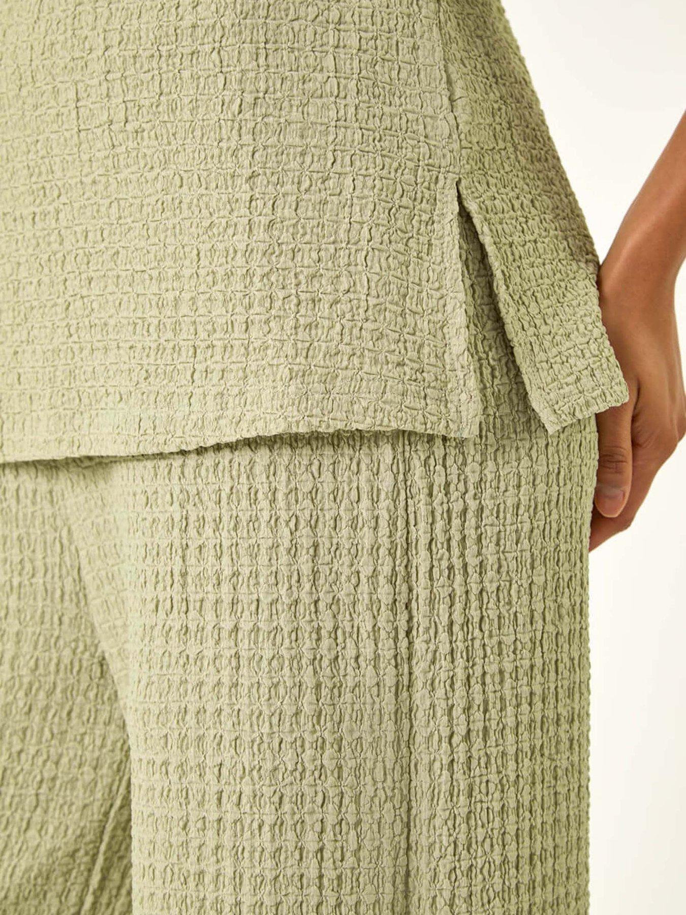 roman-dusk-textured-longline-stretch-top-beigedetail