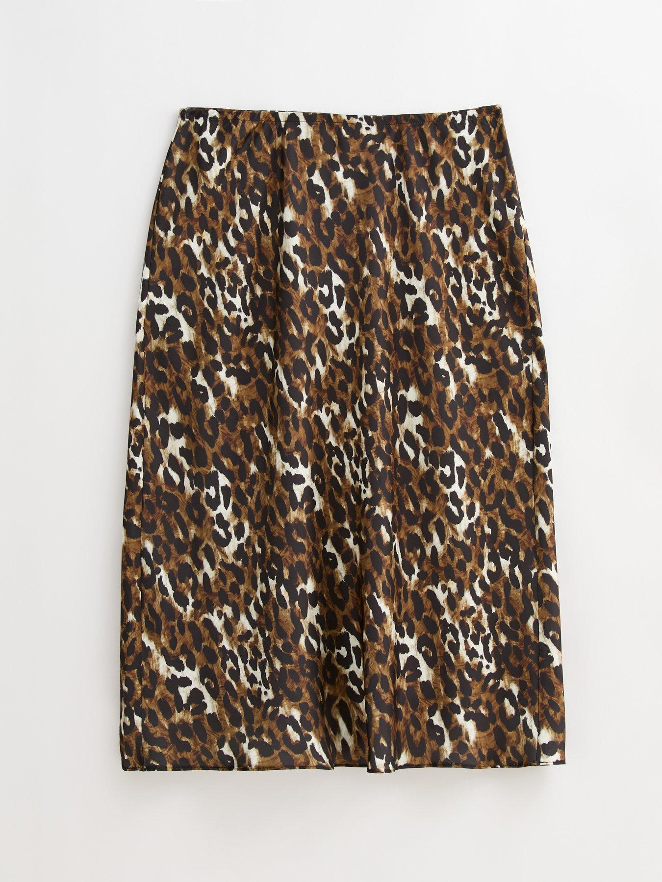 new-look-curves-leopard-print-bias-cut-midi-skirt-browndetail