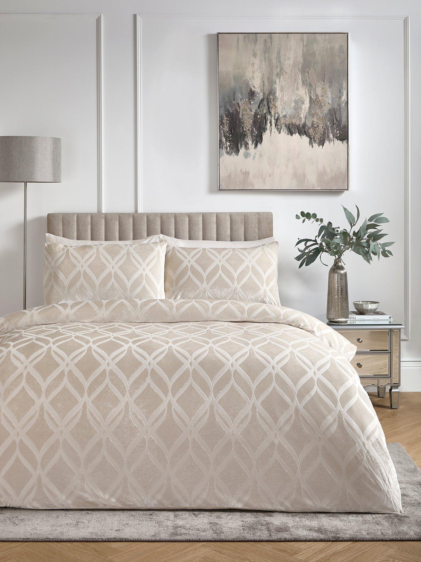 Image 1 of 3 of Soiree Belfort - Jacquard Duvet Cover Set