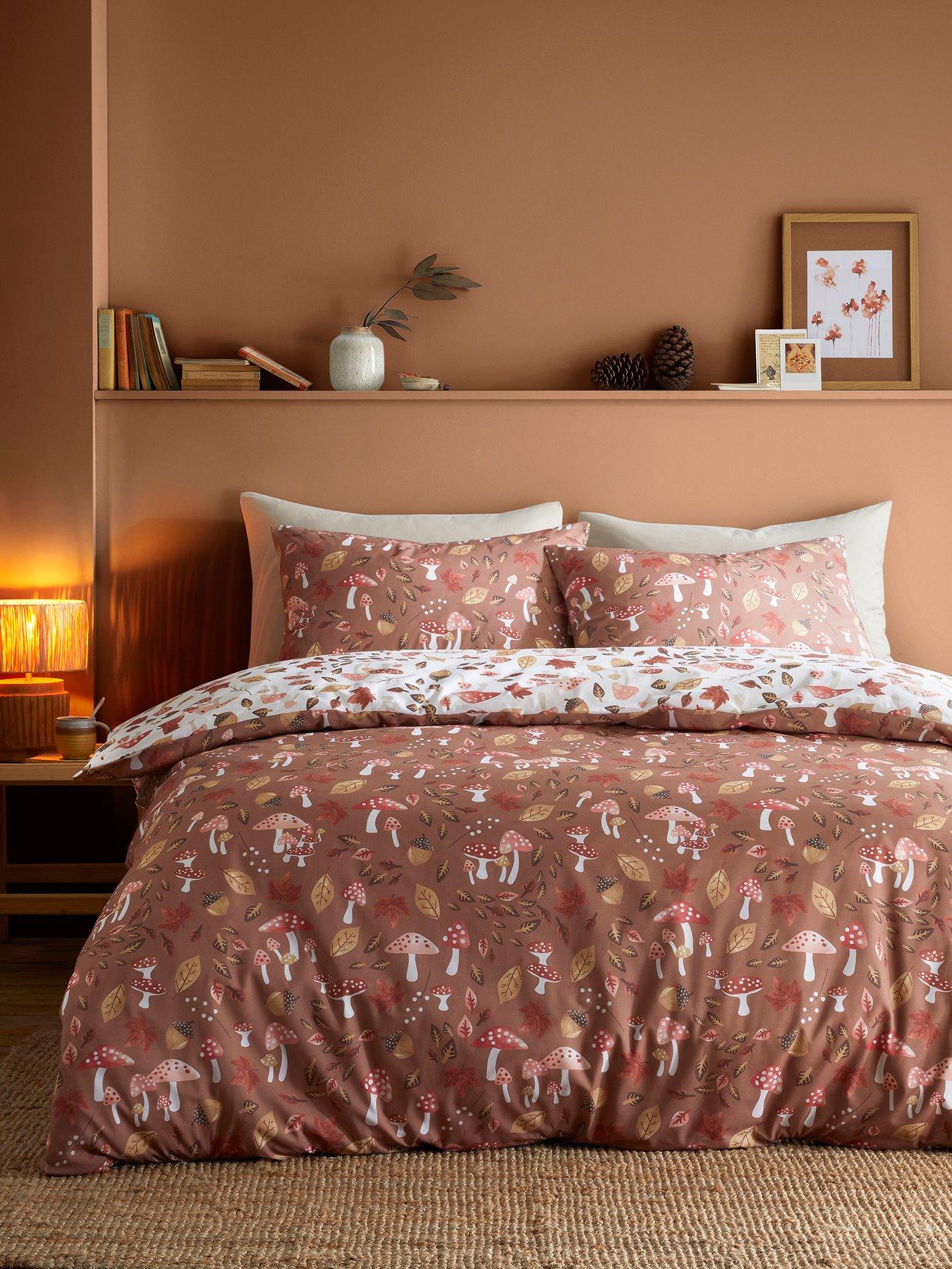 undefined Woodland Dreams -reversible King Duvet Cover Set
